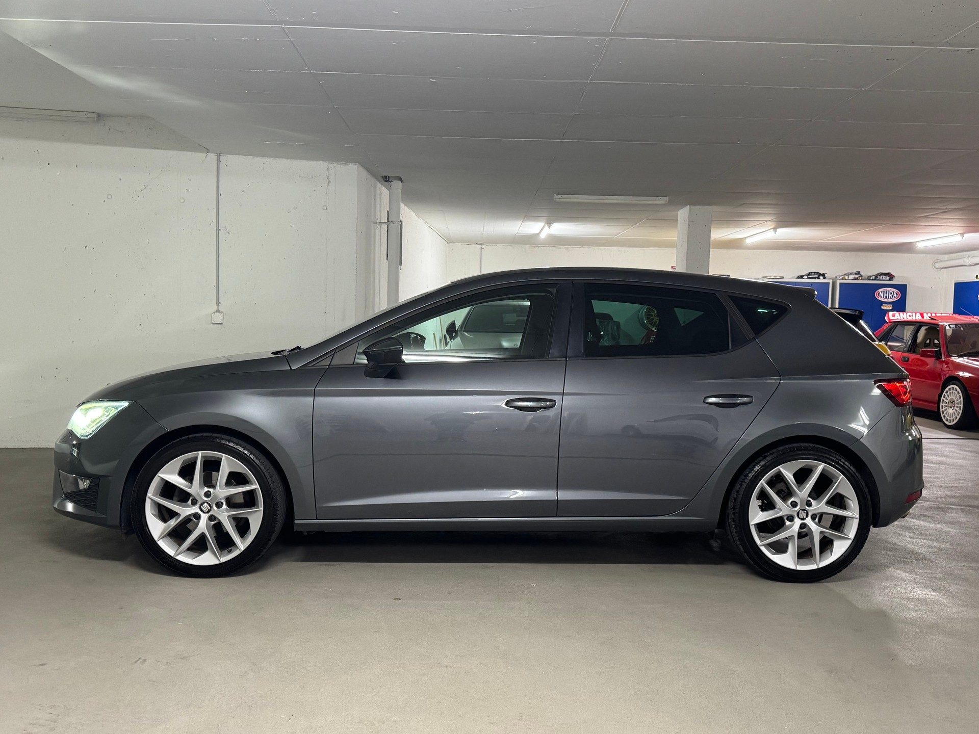 SEAT Leon 2.0 TDI FR Line-image-3