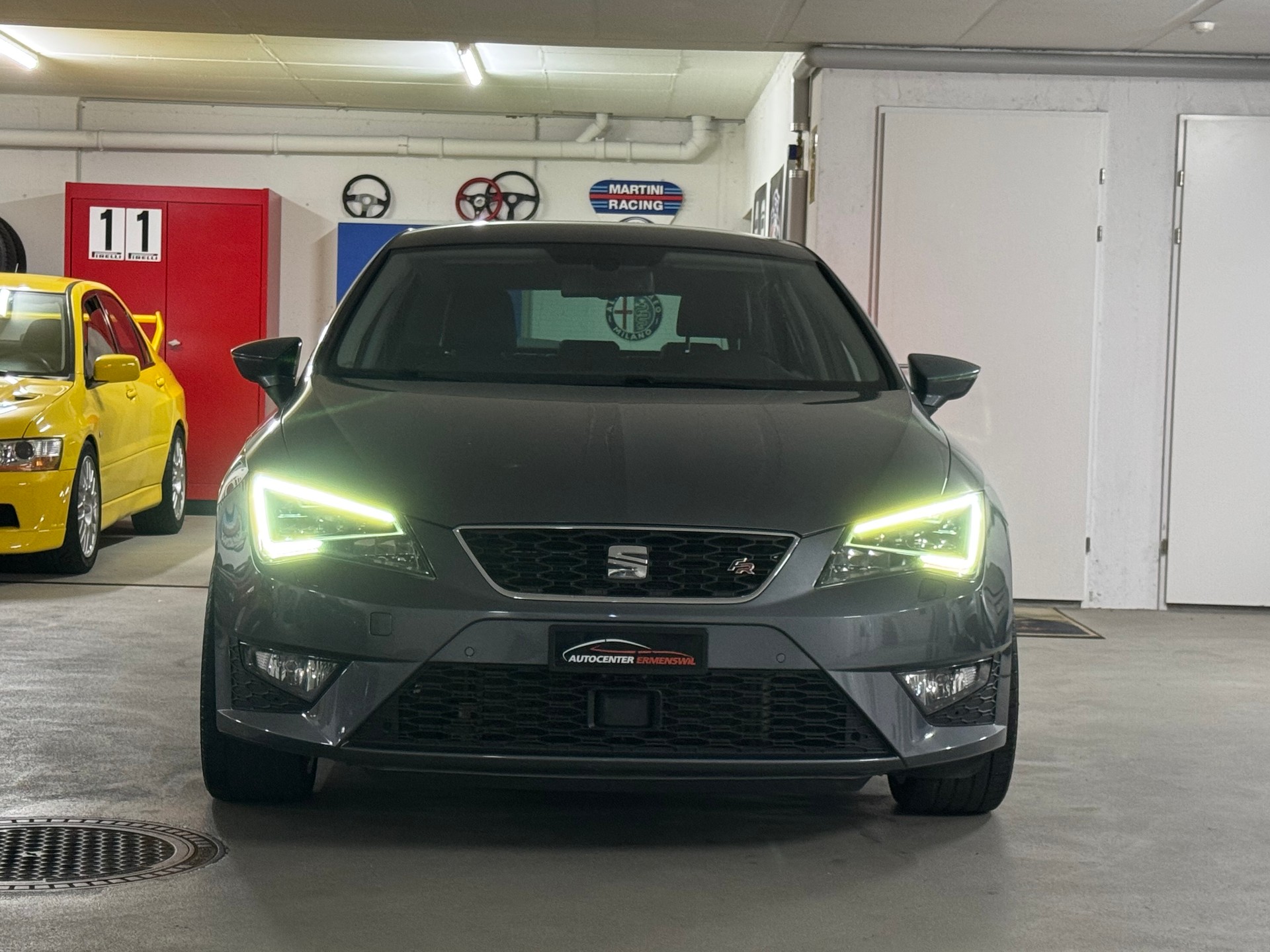 SEAT Leon 2.0 TDI FR Line-image-1