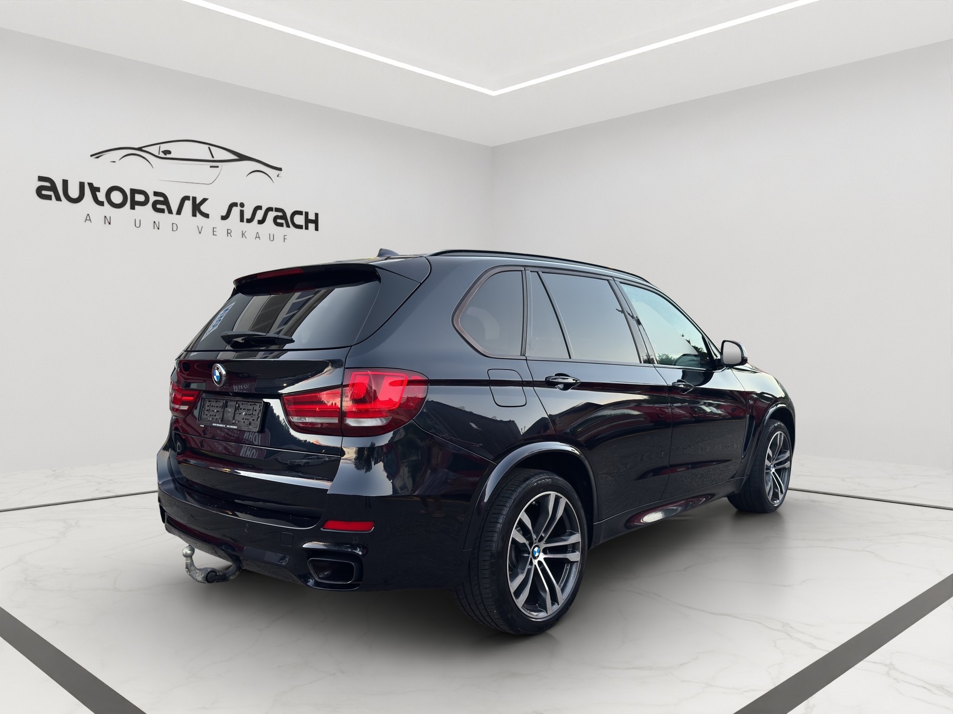 BMW BMW X5 M50d Individual | Frisch ab MFK & Service | Top Ausstattung-image-4