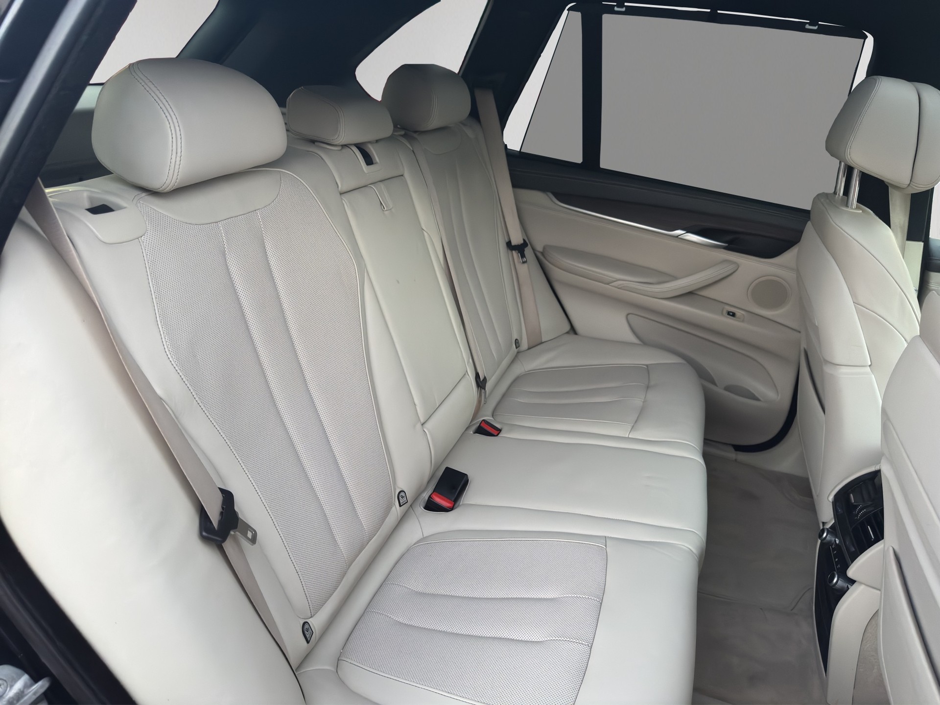 BMW BMW X5 M50d Individual | Frisch ab MFK & Service | Top Ausstattung-image-11