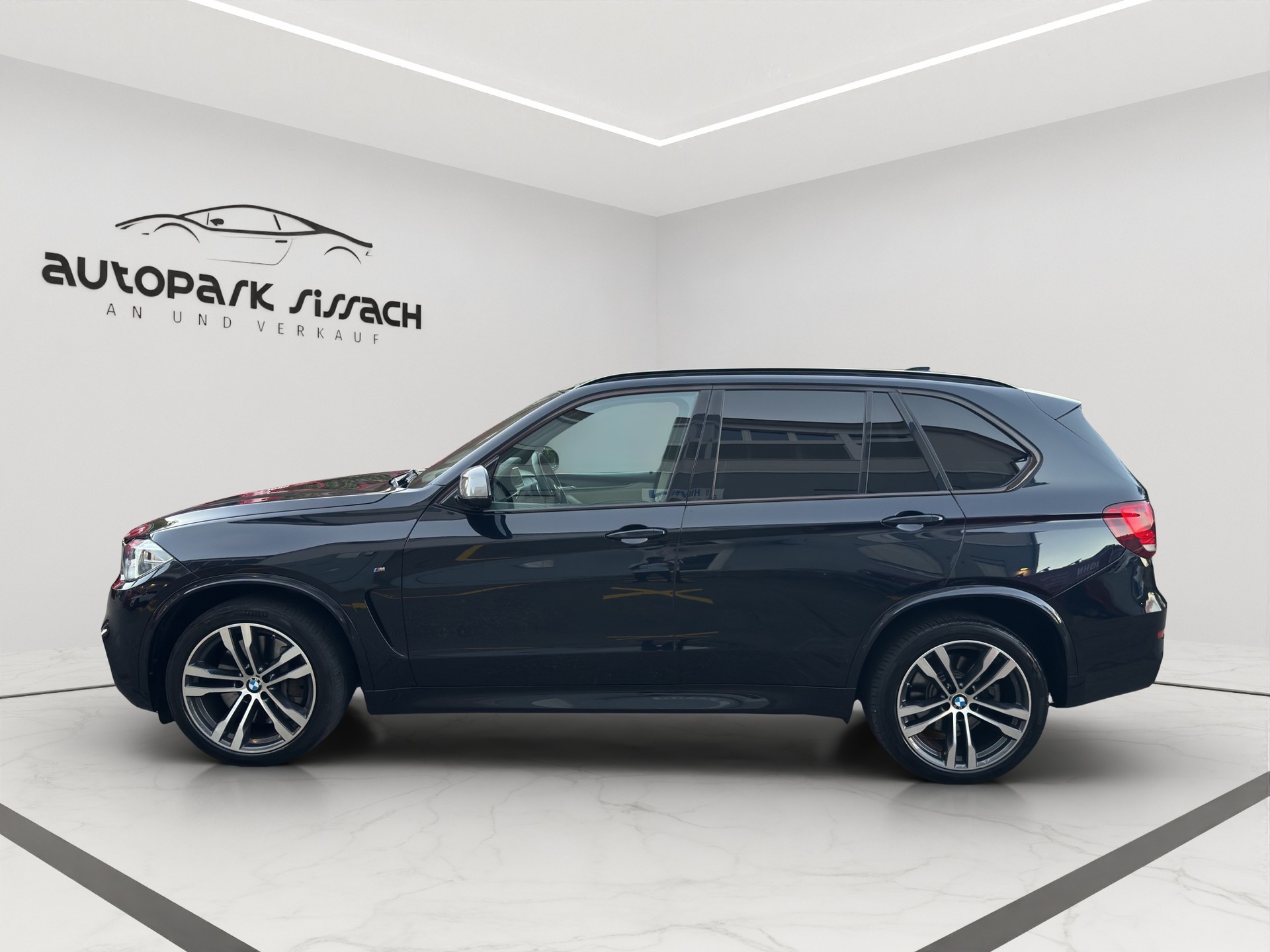 BMW BMW X5 M50d Individual | Frisch ab MFK & Service | Top Ausstattung-image-7