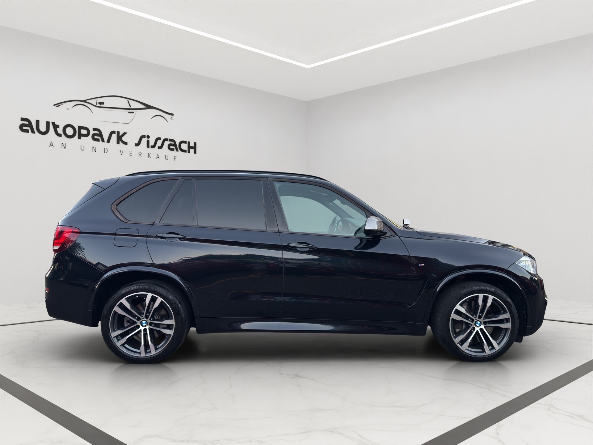 BMW BMW X5 M50d Individual | Frisch ab MFK & Service | Top Ausstattung-image-3