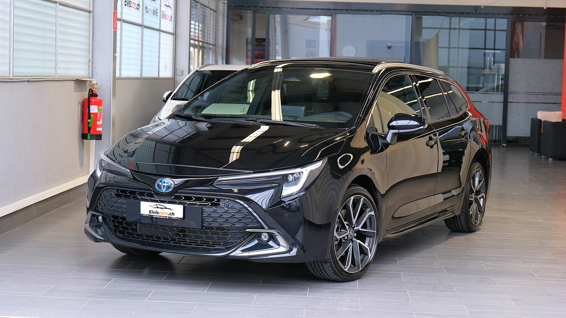 TOYOTA Corolla Touring Sports 2.0 HSD Premium e-CVT-image-0