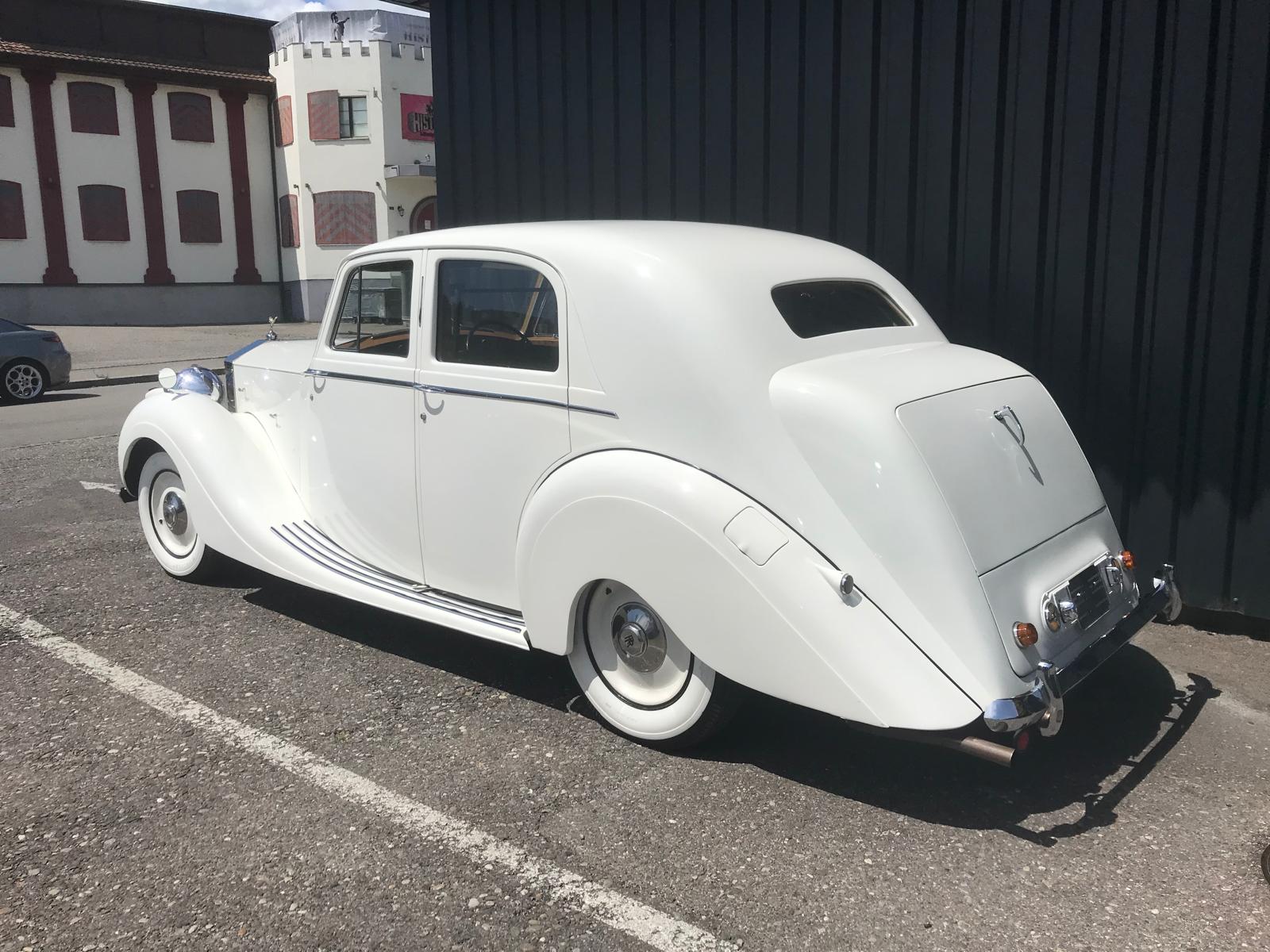ROLLS-ROYCE Silver Wraith-image-3
