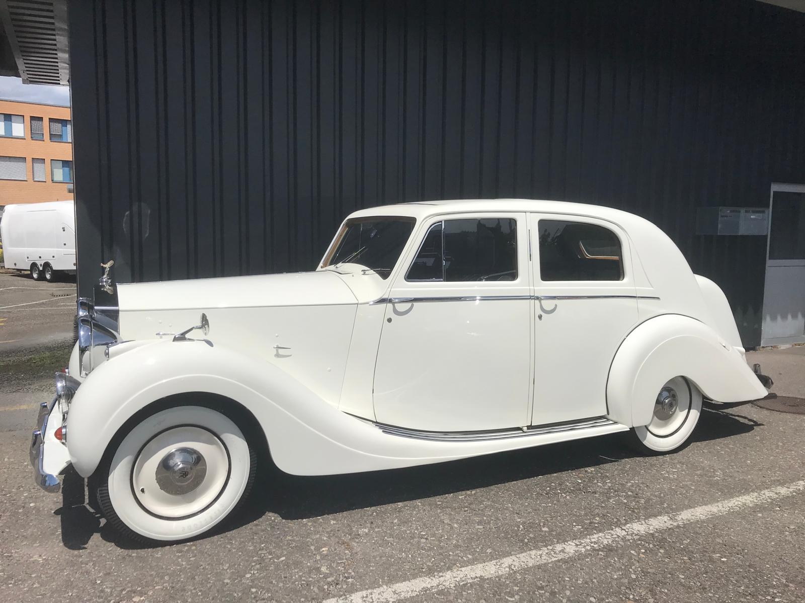 ROLLS-ROYCE Silver Wraith-image-2