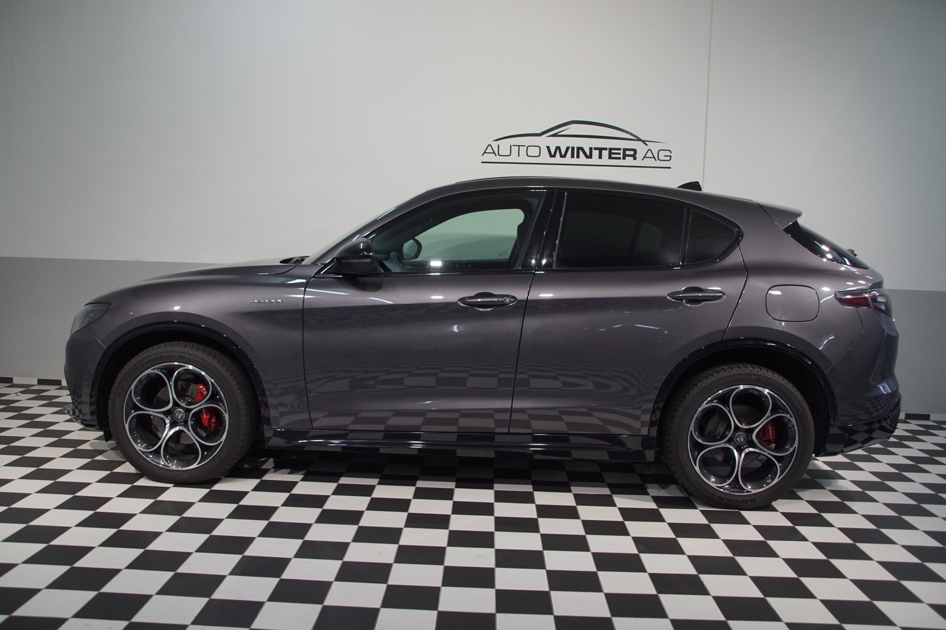 ALFA ROMEO Stelvio 2.0 Veloce Q4 AT8 + SKY swiss-image-11
