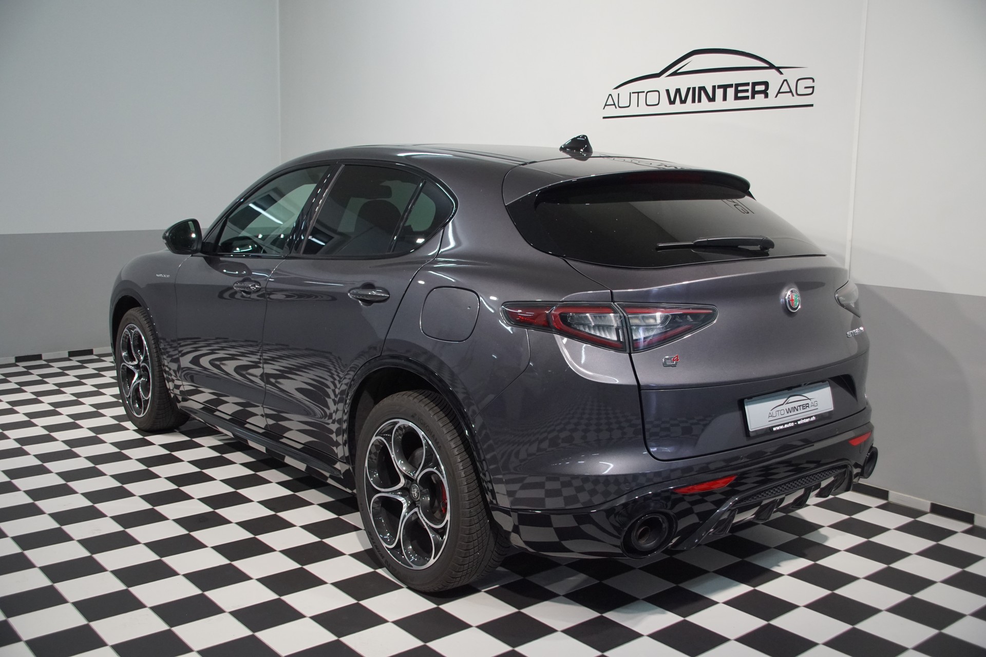 ALFA ROMEO Stelvio 2.0 Veloce Q4 AT8 + SKY swiss-image-9