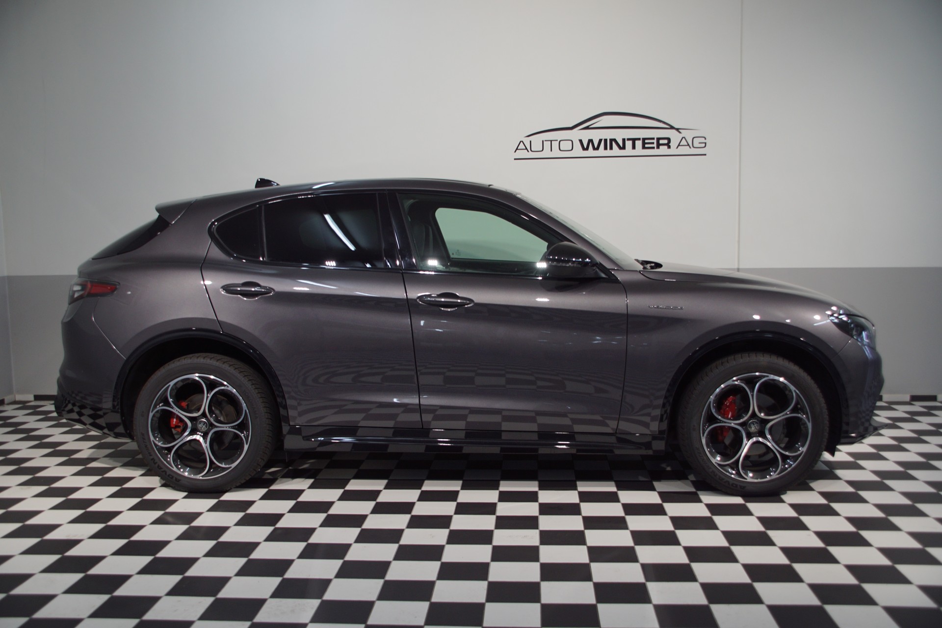 ALFA ROMEO Stelvio 2.0 Veloce Q4 AT8 + SKY swiss-image-6