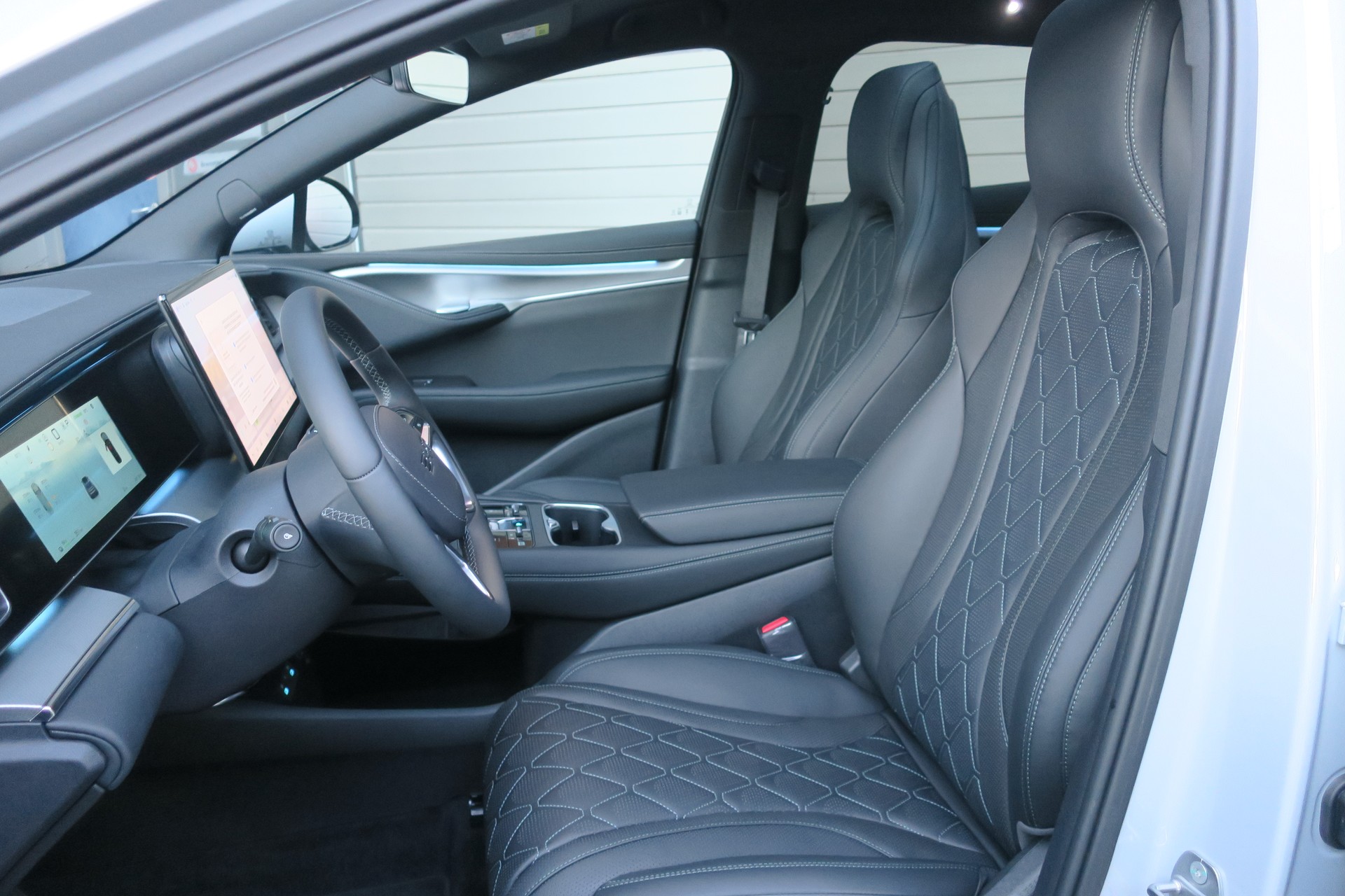 BYD Sealion 7 91,3 kWh Excellence AWD-image-5