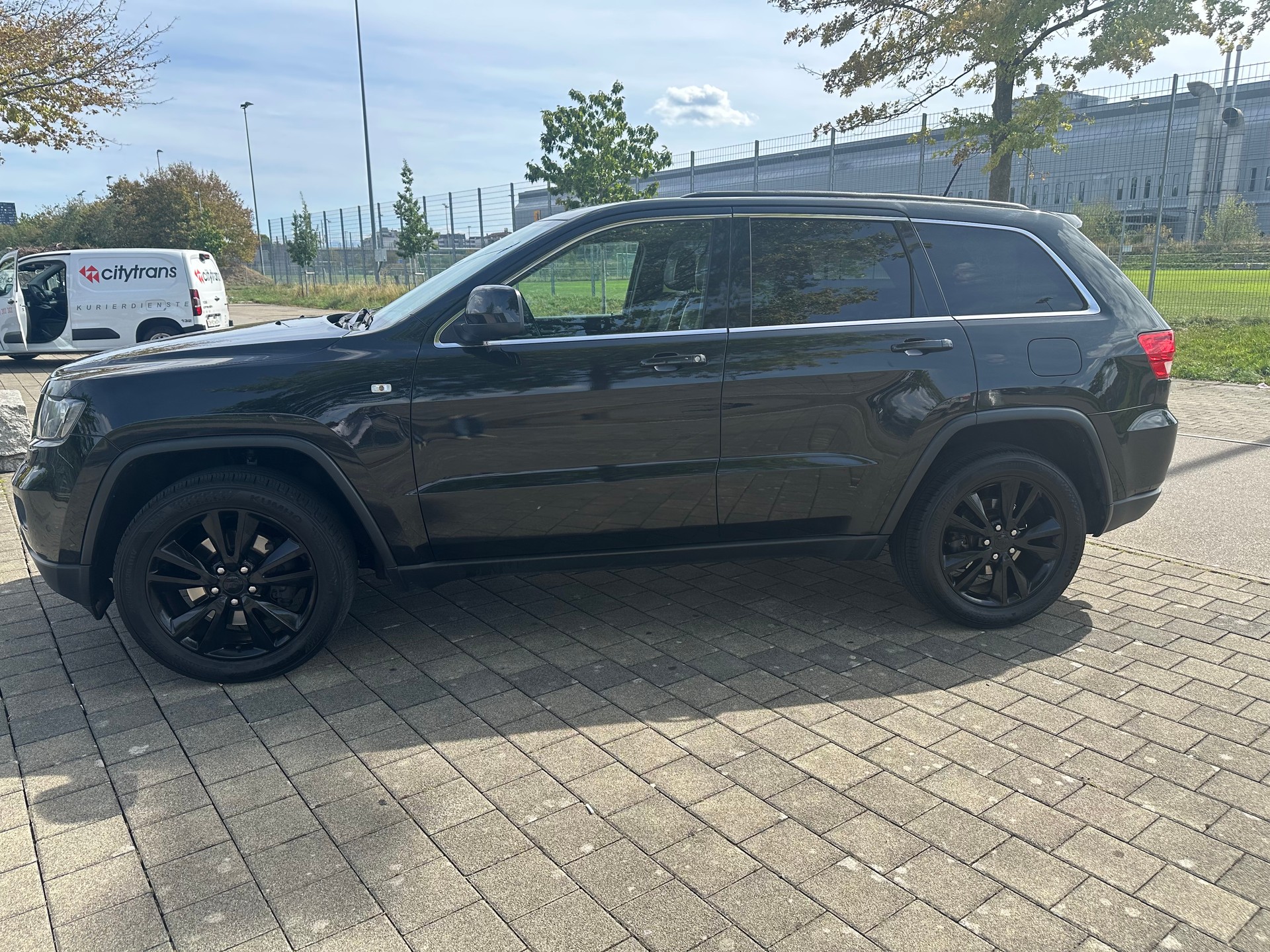JEEP Grand Cherokee 3.0 CRD S-Limited Automatic-image-7