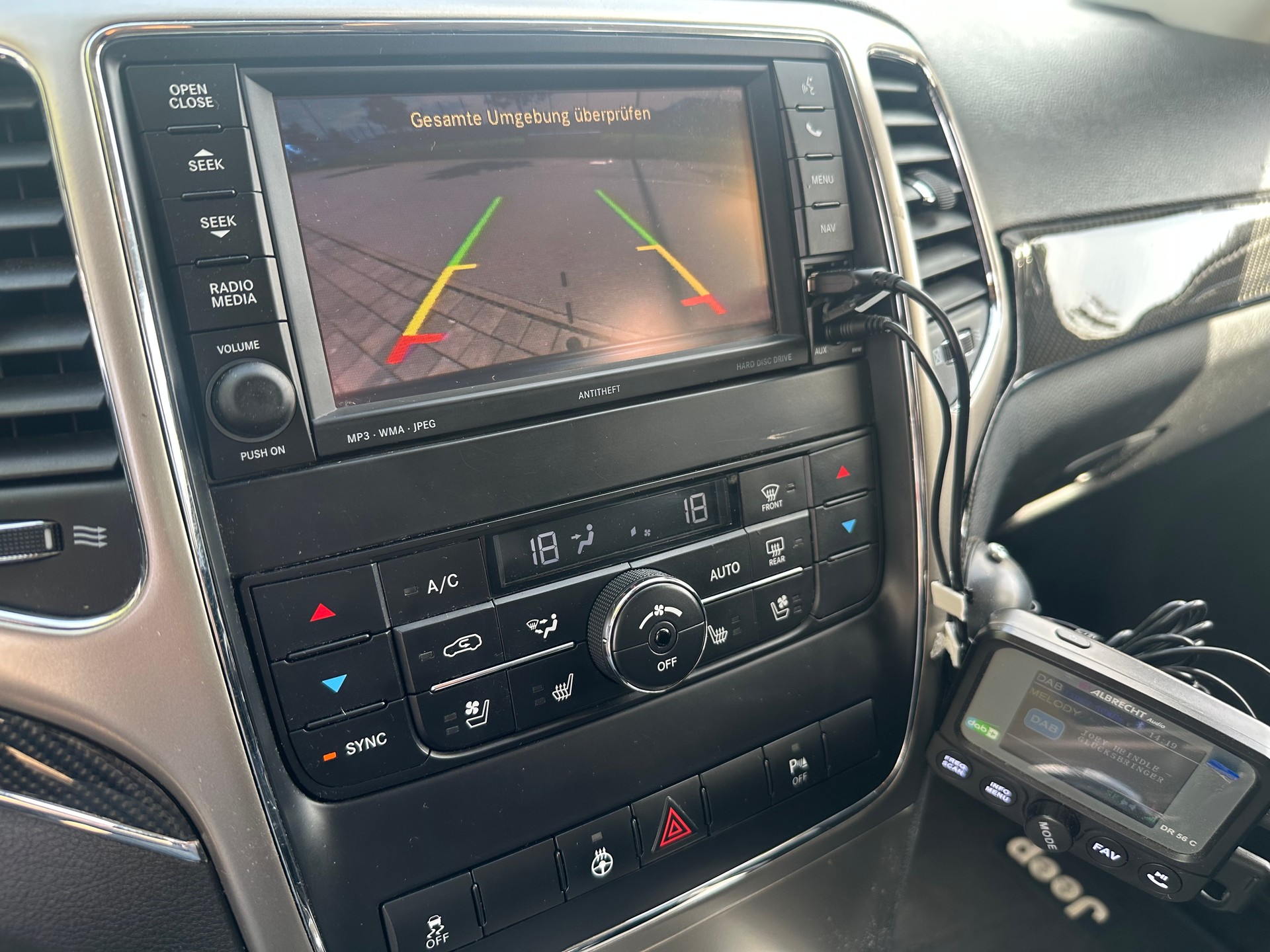 JEEP Grand Cherokee 3.0 CRD S-Limited Automatic-image-10