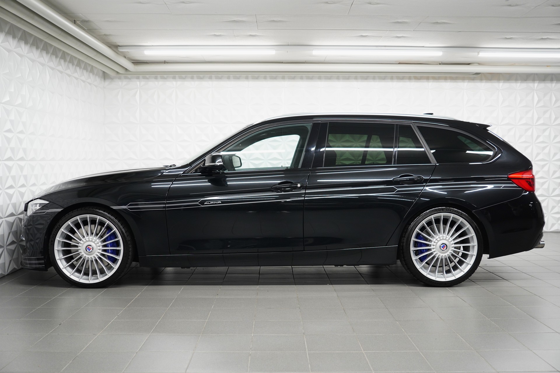 BMW-ALPINA B3 BiTurbo Touring 3.0 xDrive Switch-Tronic-image-1