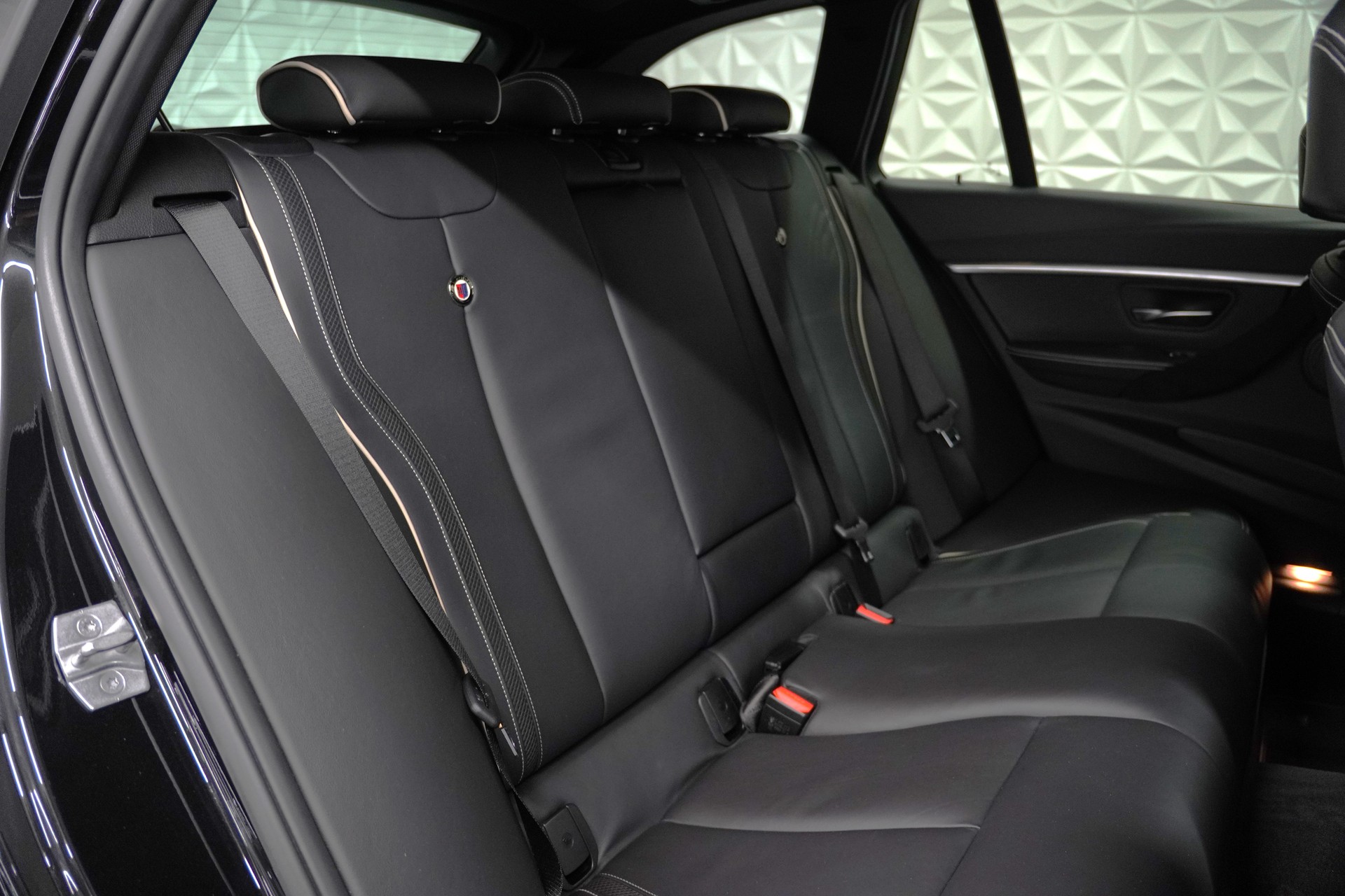 BMW-ALPINA B3 BiTurbo Touring 3.0 xDrive Switch-Tronic-image-24