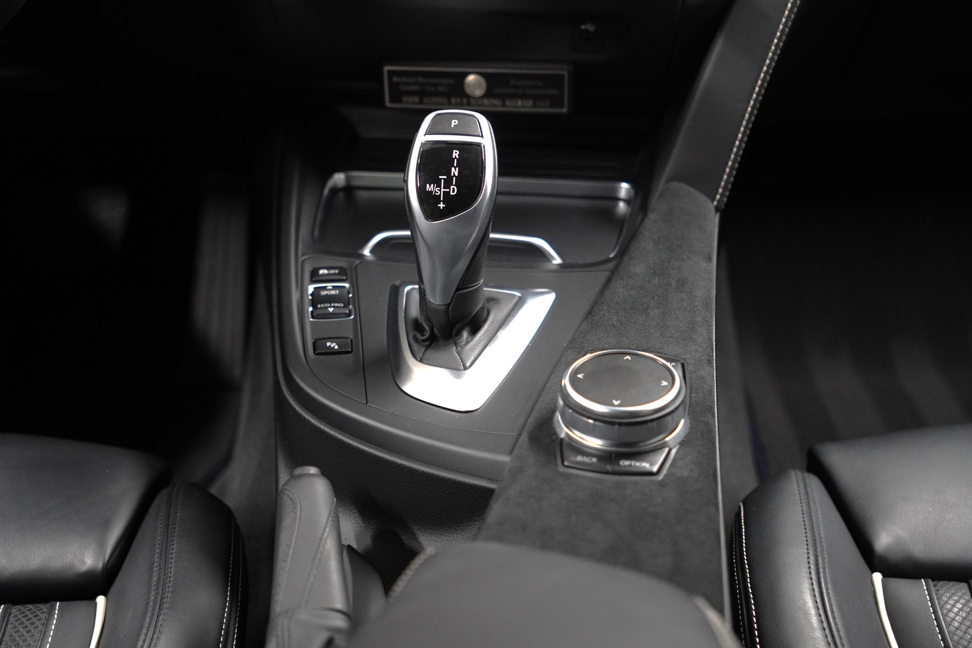 BMW-ALPINA B3 BiTurbo Touring 3.0 xDrive Switch-Tronic-image-14