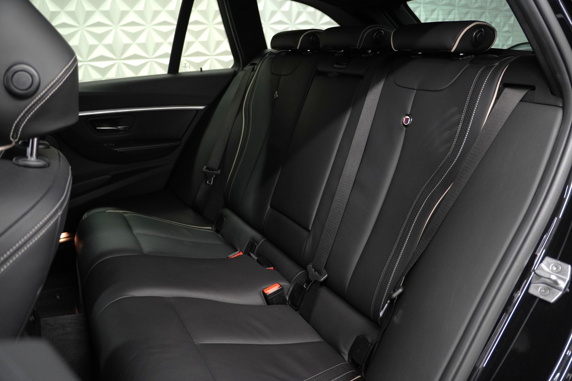 BMW-ALPINA B3 BiTurbo Touring 3.0 xDrive Switch-Tronic-image-25