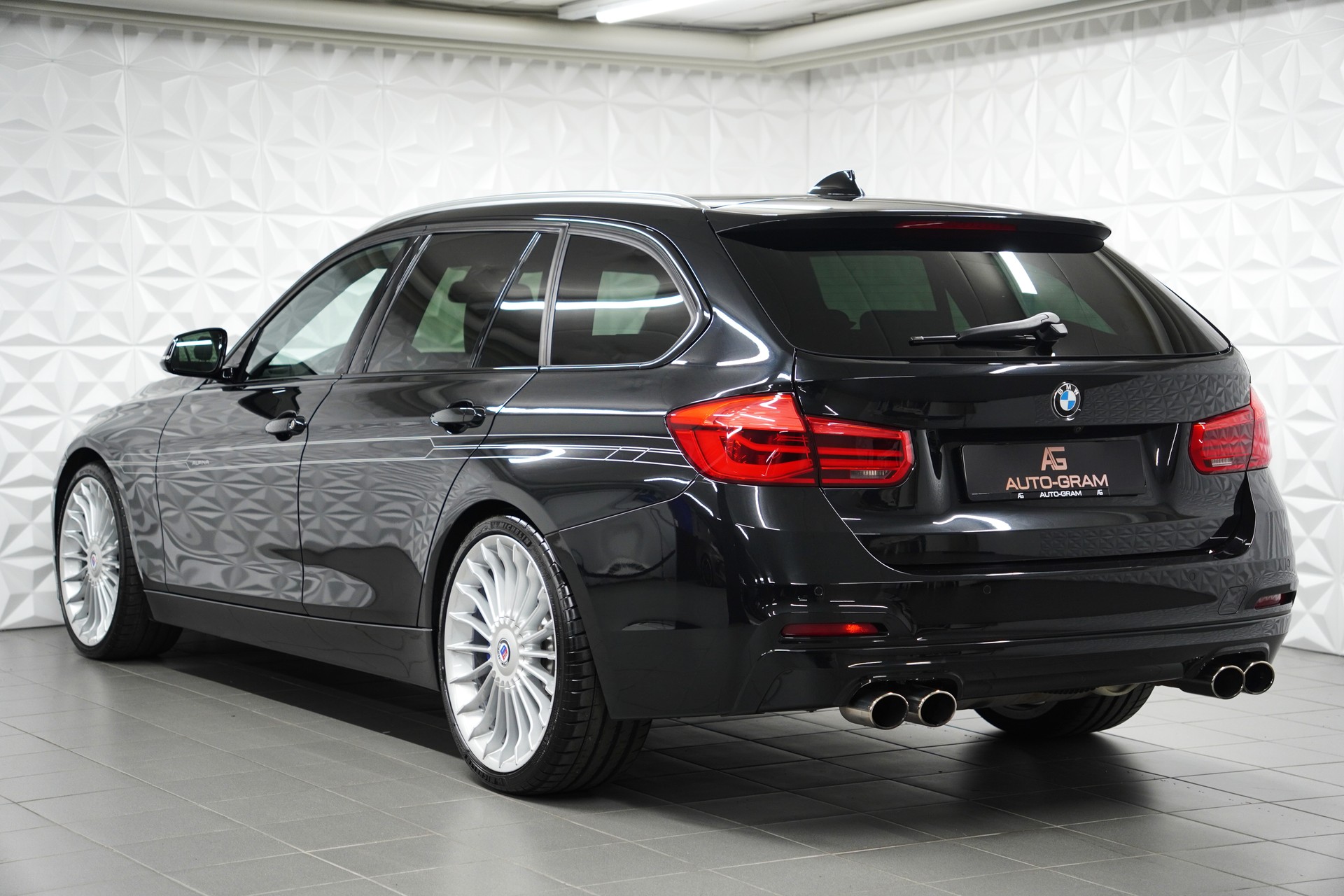 BMW-ALPINA B3 BiTurbo Touring 3.0 xDrive Switch-Tronic-image-2