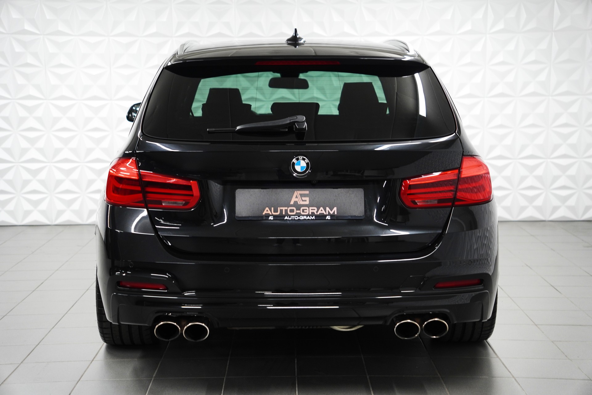BMW-ALPINA B3 BiTurbo Touring 3.0 xDrive Switch-Tronic-image-3