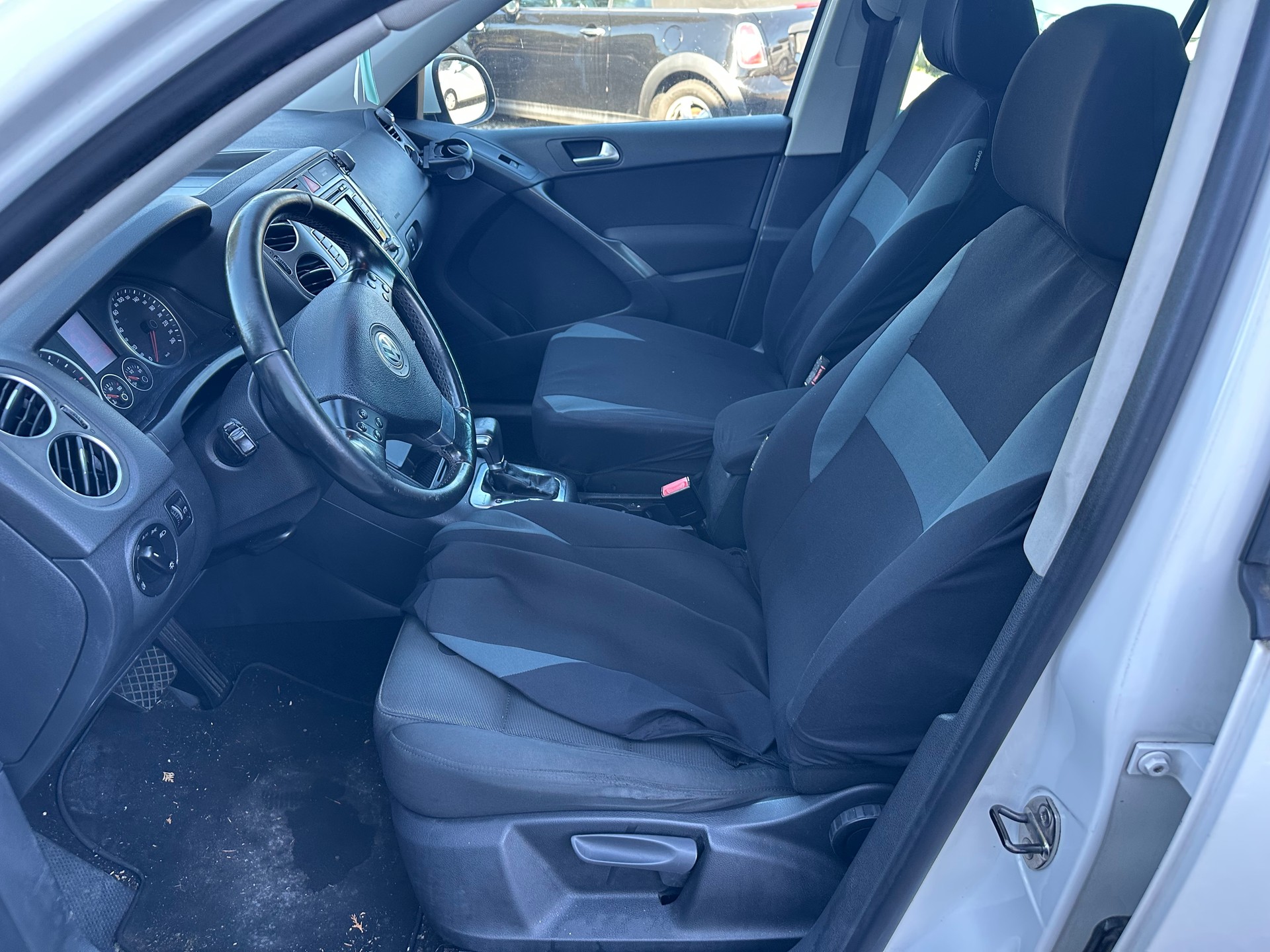 VW Tiguan 2.0 TDI Sport&Style Tiptronic-image-5