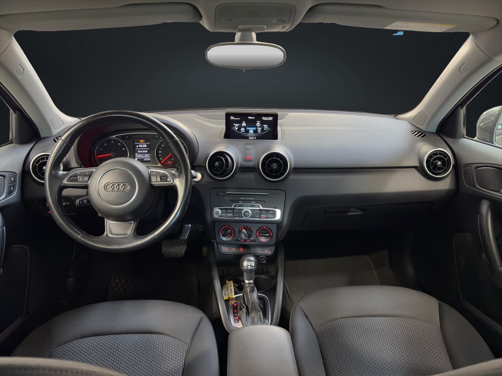 AUDI A1 Sportback 1.0 TFSI S-tronic S Line-image-10