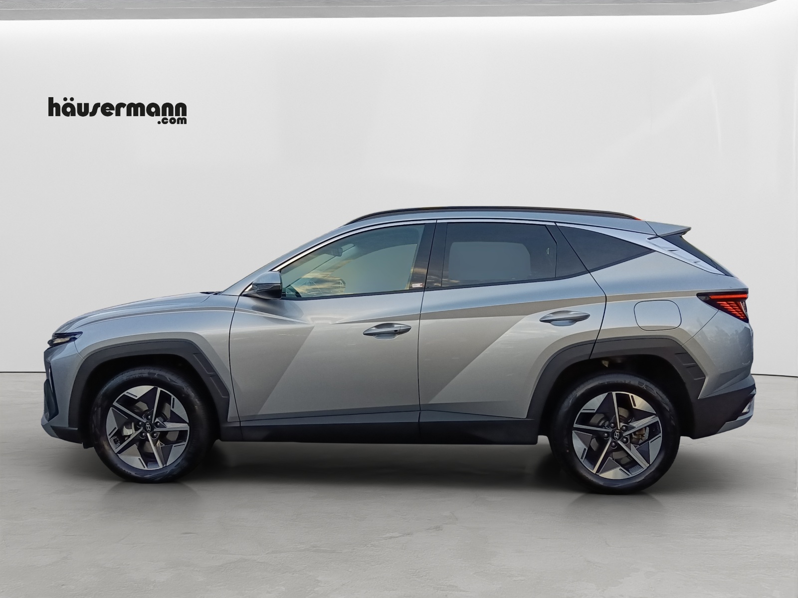 HYUNDAI Tucson 1.6 T-GDi HEV Origo 4WD-image-2