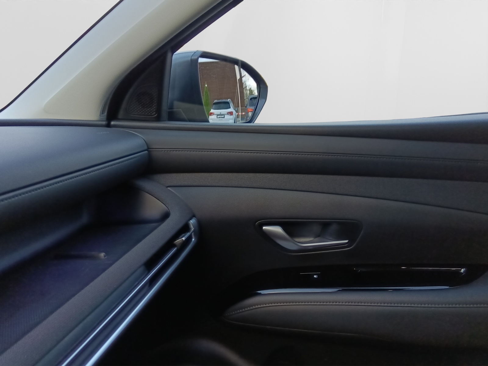 HYUNDAI Tucson 1.6 T-GDi HEV Origo 4WD-image-11