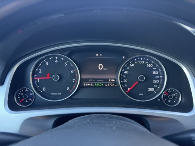 VW 3.0 TFSI Hybrid Tiptronic-image-5