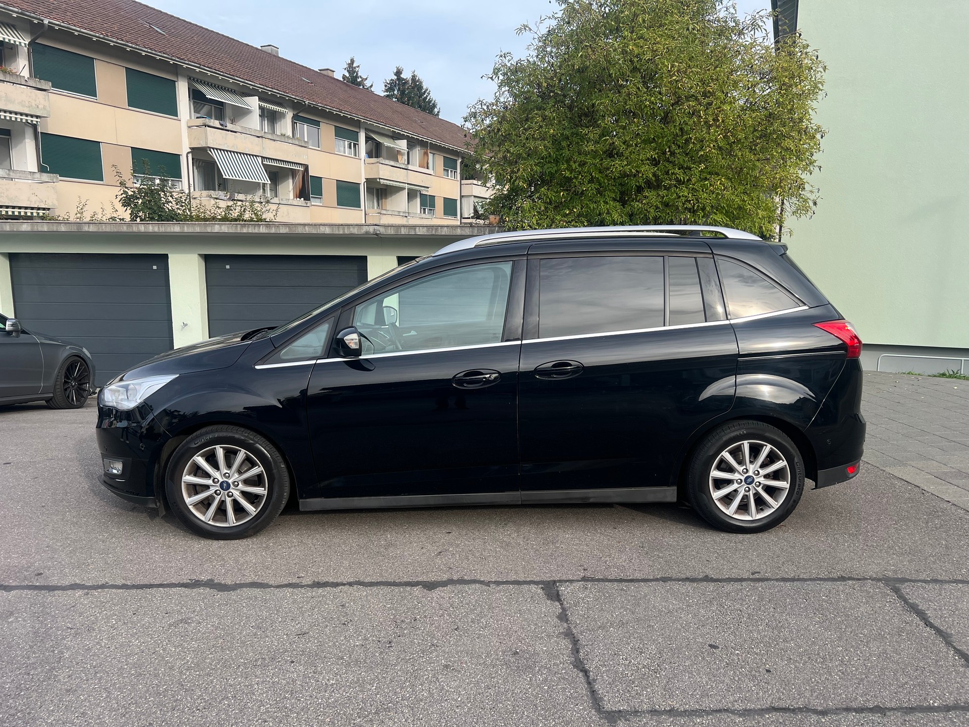 FORD GrC-Max 1.5 TDCi Titanium-image-5