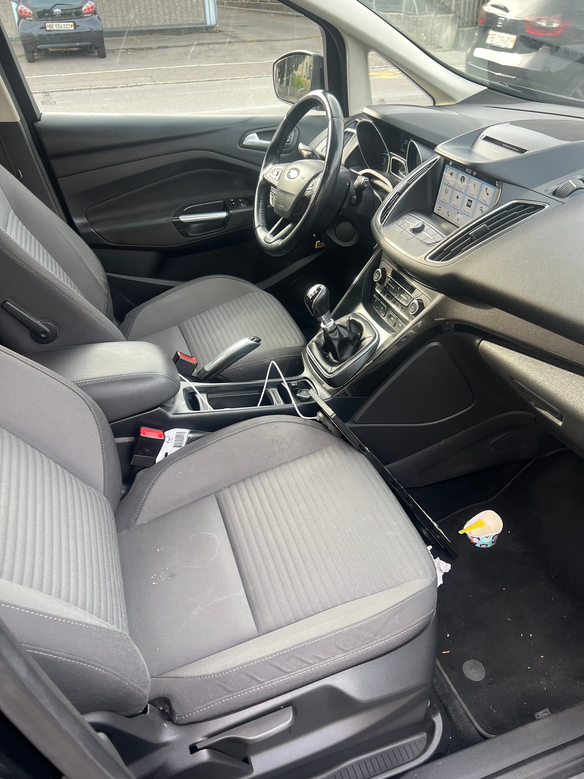 FORD GrC-Max 1.5 TDCi Titanium-image-11