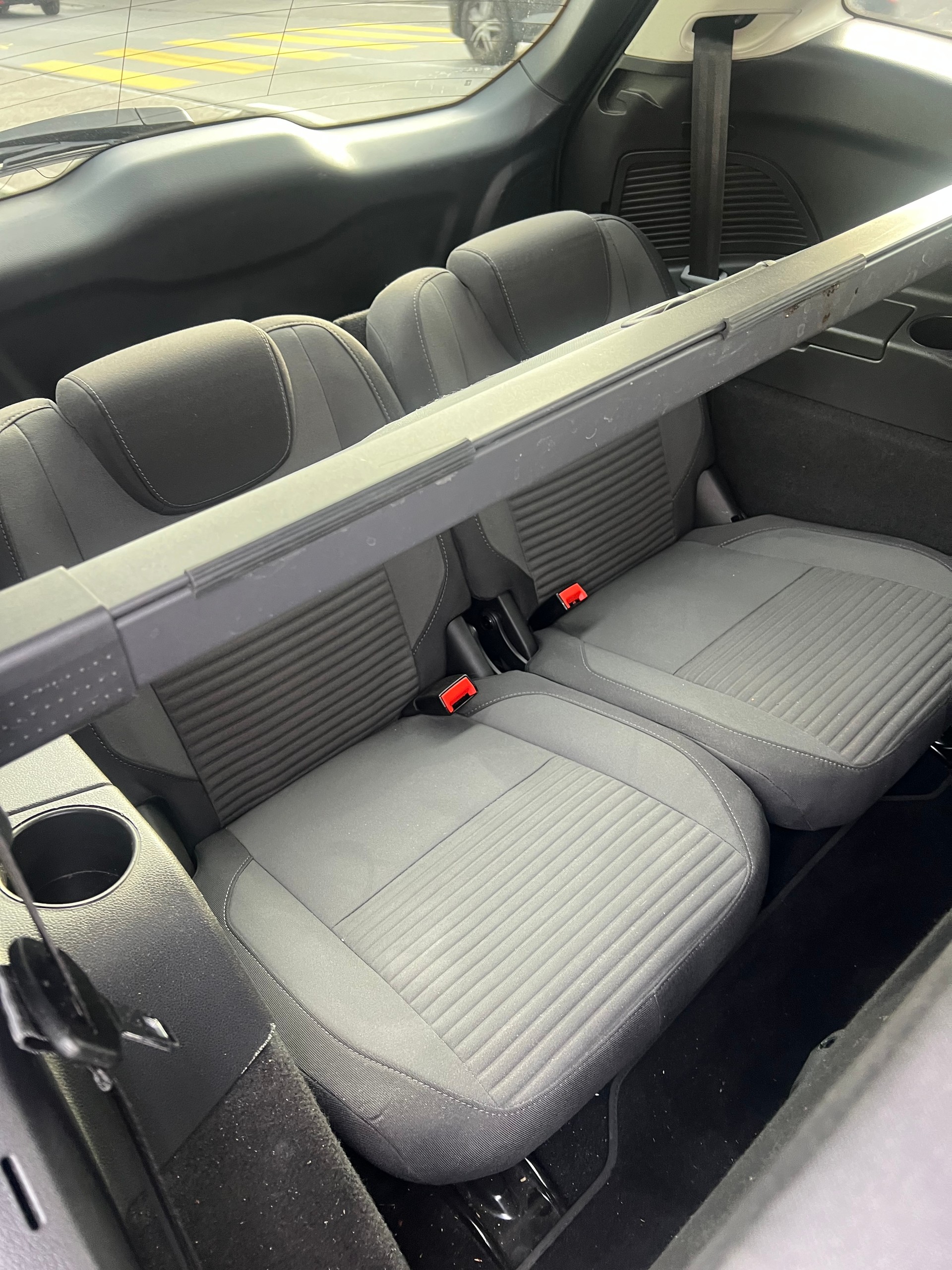 FORD GrC-Max 1.5 TDCi Titanium-image-13
