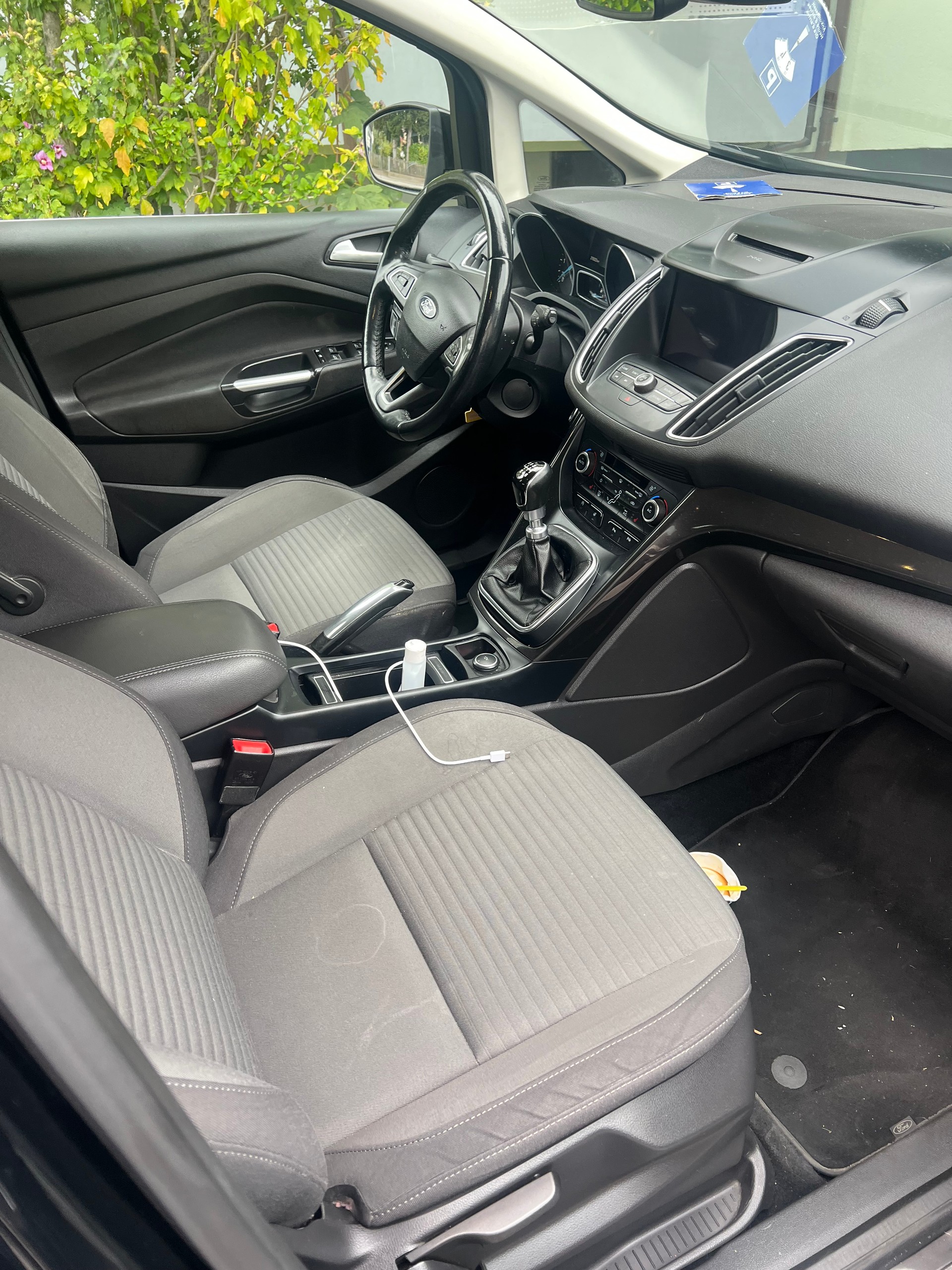 FORD GrC-Max 1.5 TDCi Titanium-image-9