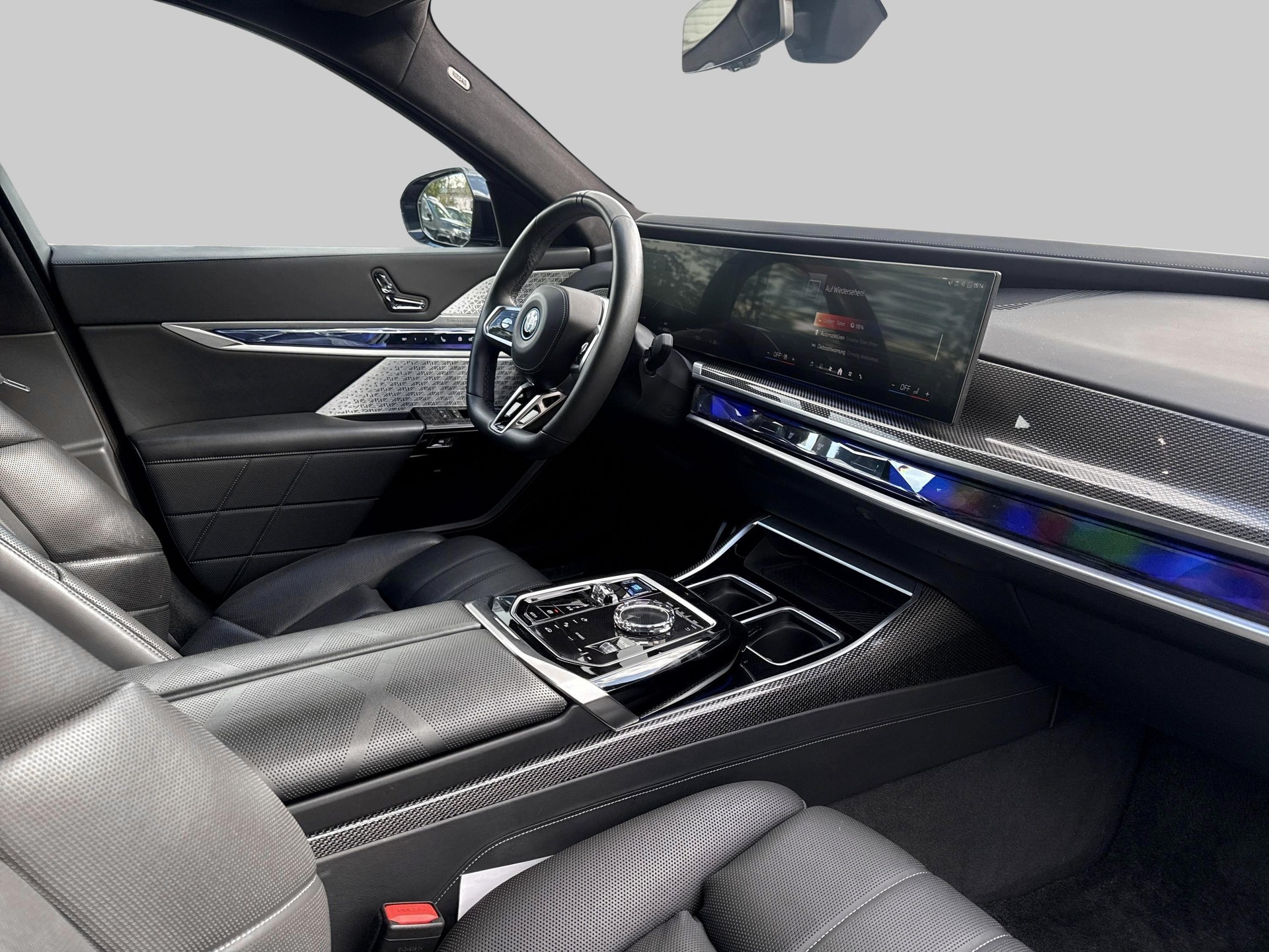 BMW i7 xDrive 60 M Sport Pro-image-19