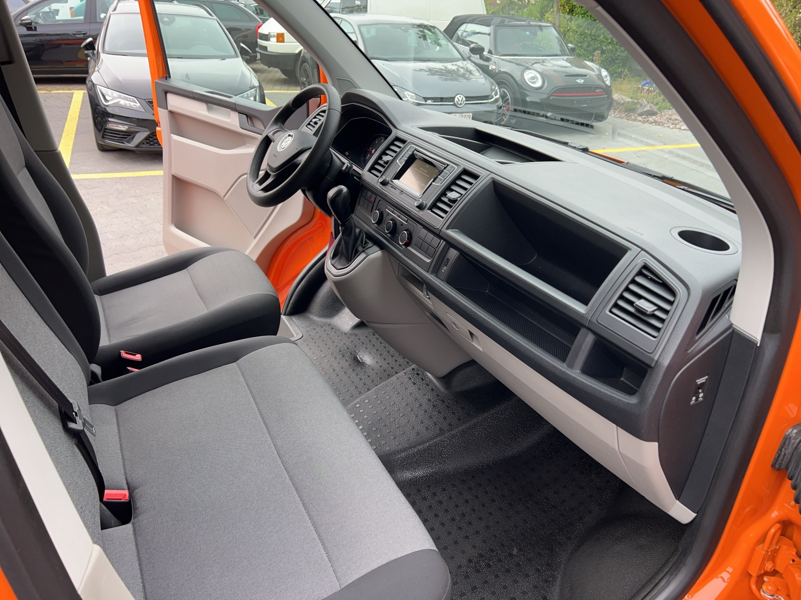 VW T6 2.0 TDI DSG-image-6