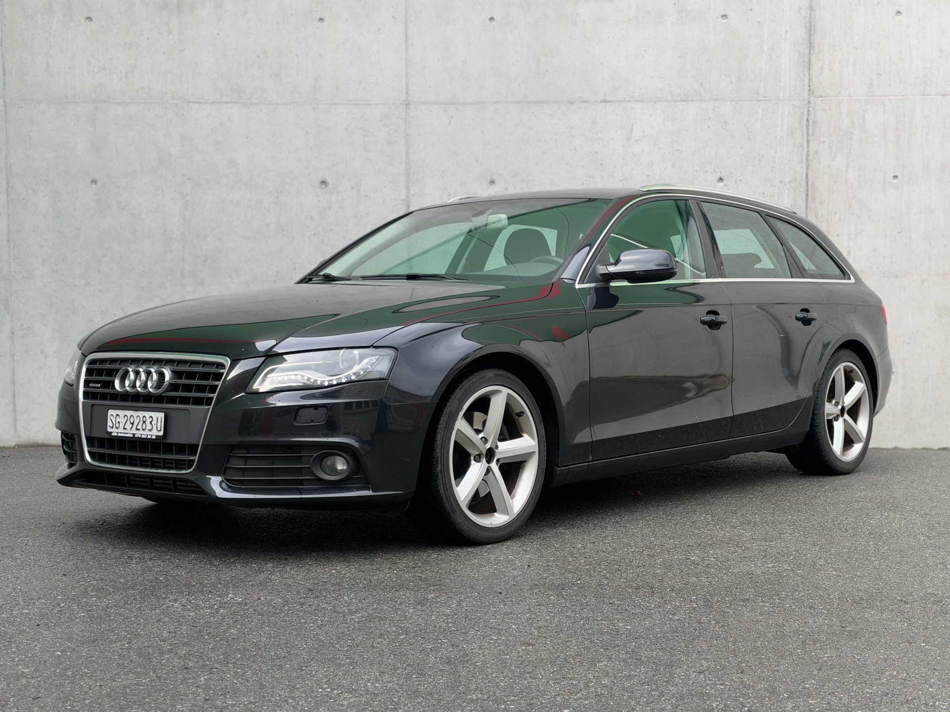 AUDI A4 Avant 1.8 TFSI quattro-image-0
