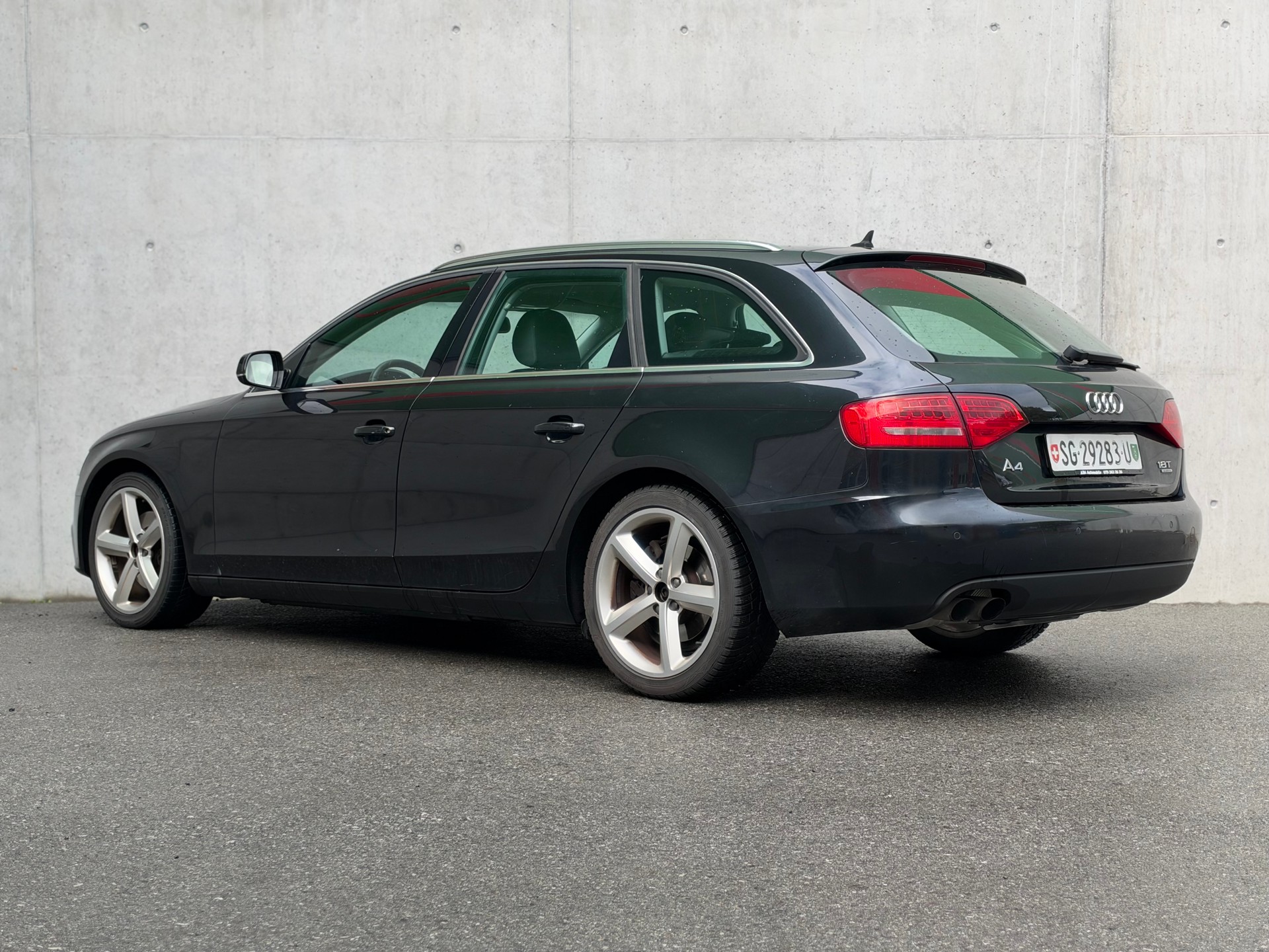 AUDI A4 Avant 1.8 TFSI quattro-image-7
