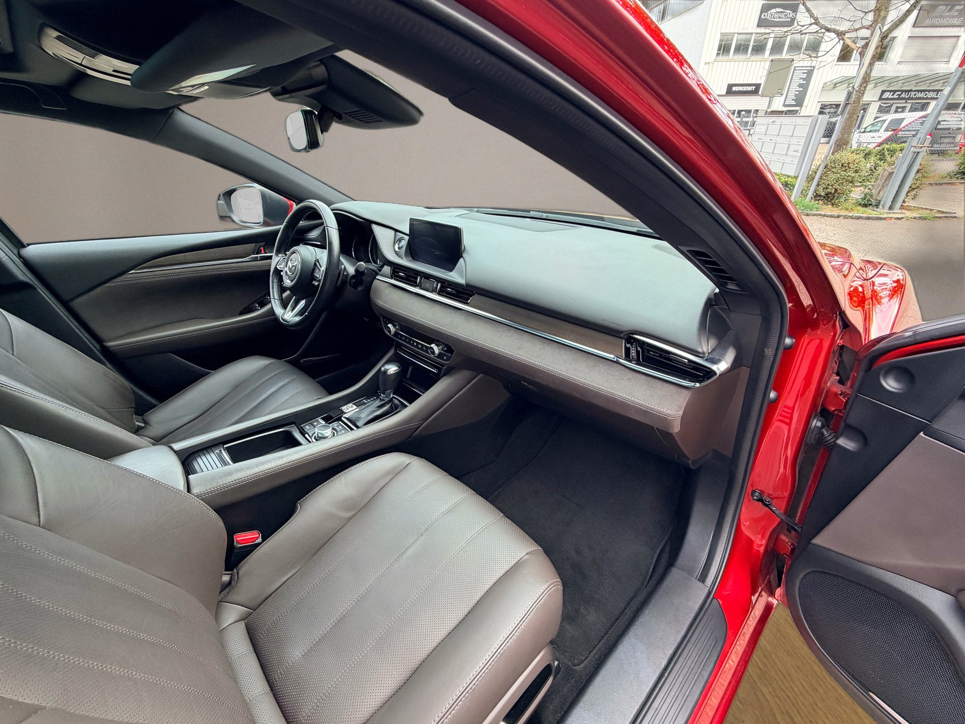 MAZDA 6 Sportwagon SKYACTIV-G 194 Revolution Automat-image-9