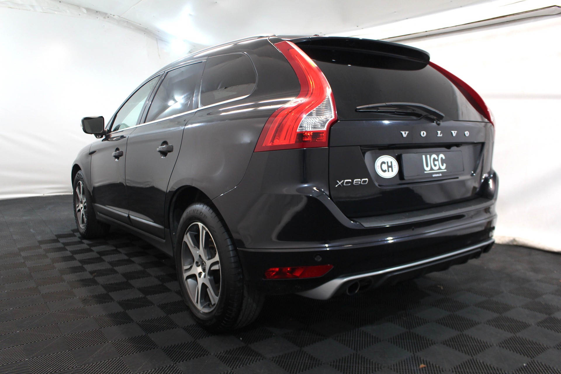 VOLVO XC60 3.0 T6 Summum AWD-image-3