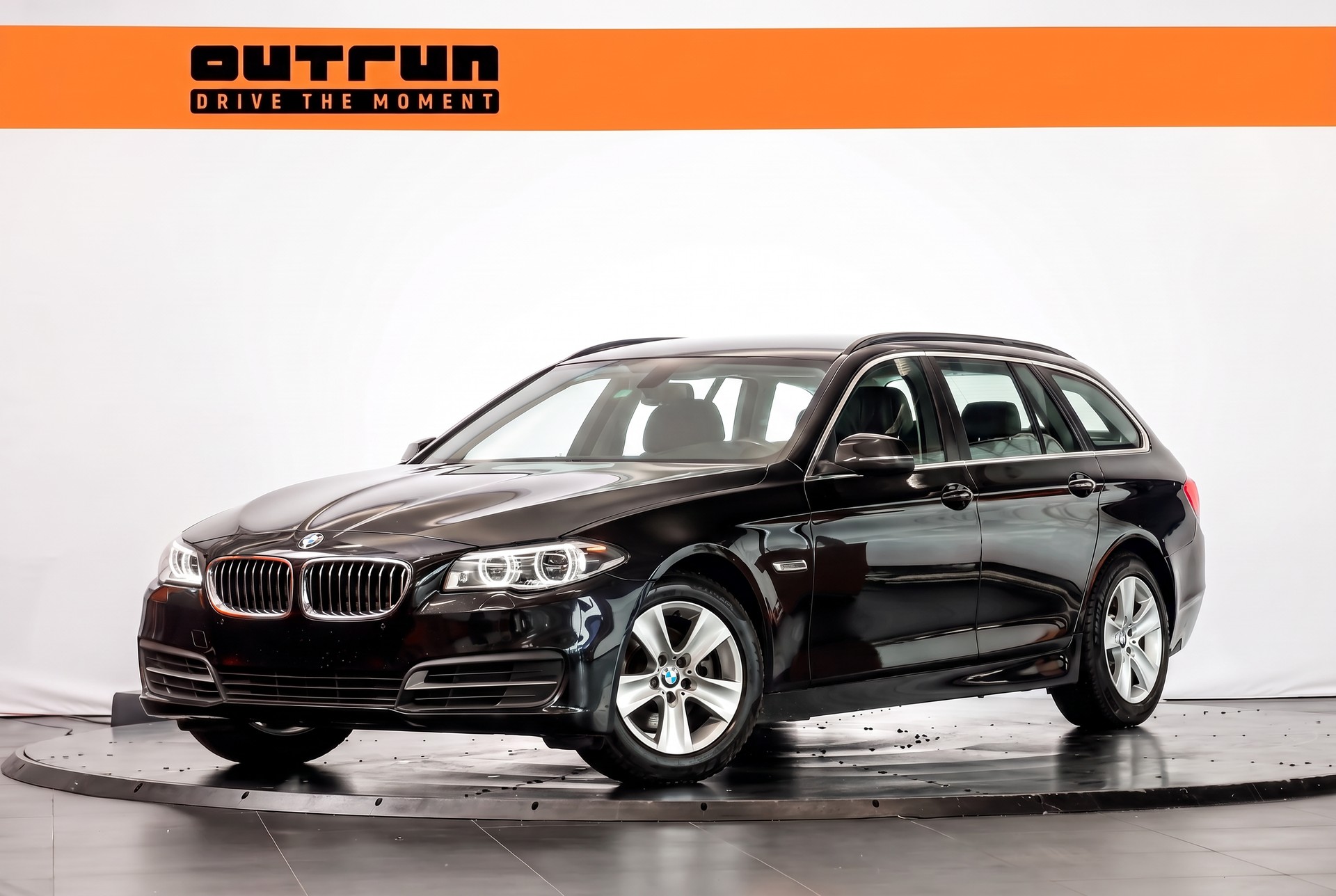 BMW 520d Touring xDrive Luxury Line Steptronic Navigation Professional • Hayon électrique • Caméra de recul-image-0