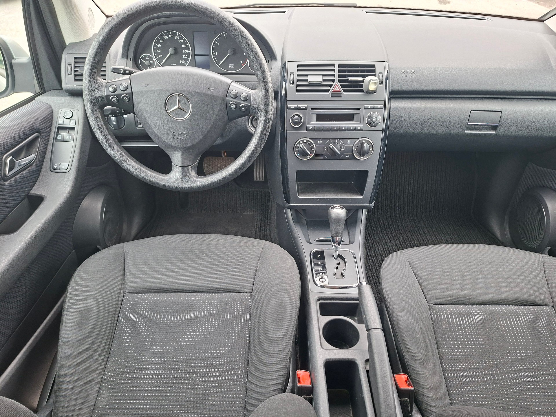 MERCEDES-BENZ A 180 (170) Classic Autotronic-image-8