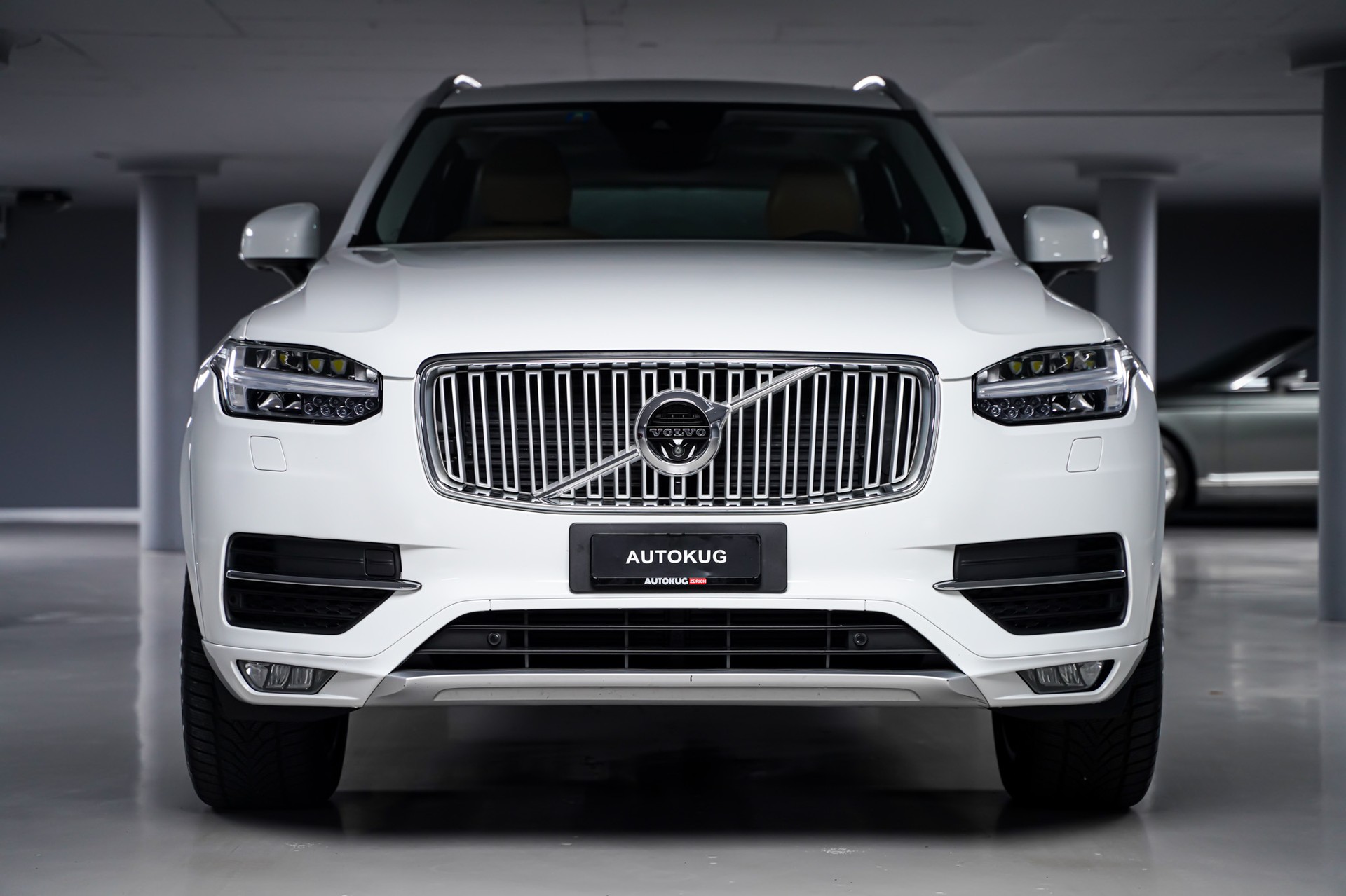 VOLVO XC90 D5 AWD Inscription Geartronic-showroom-element-1