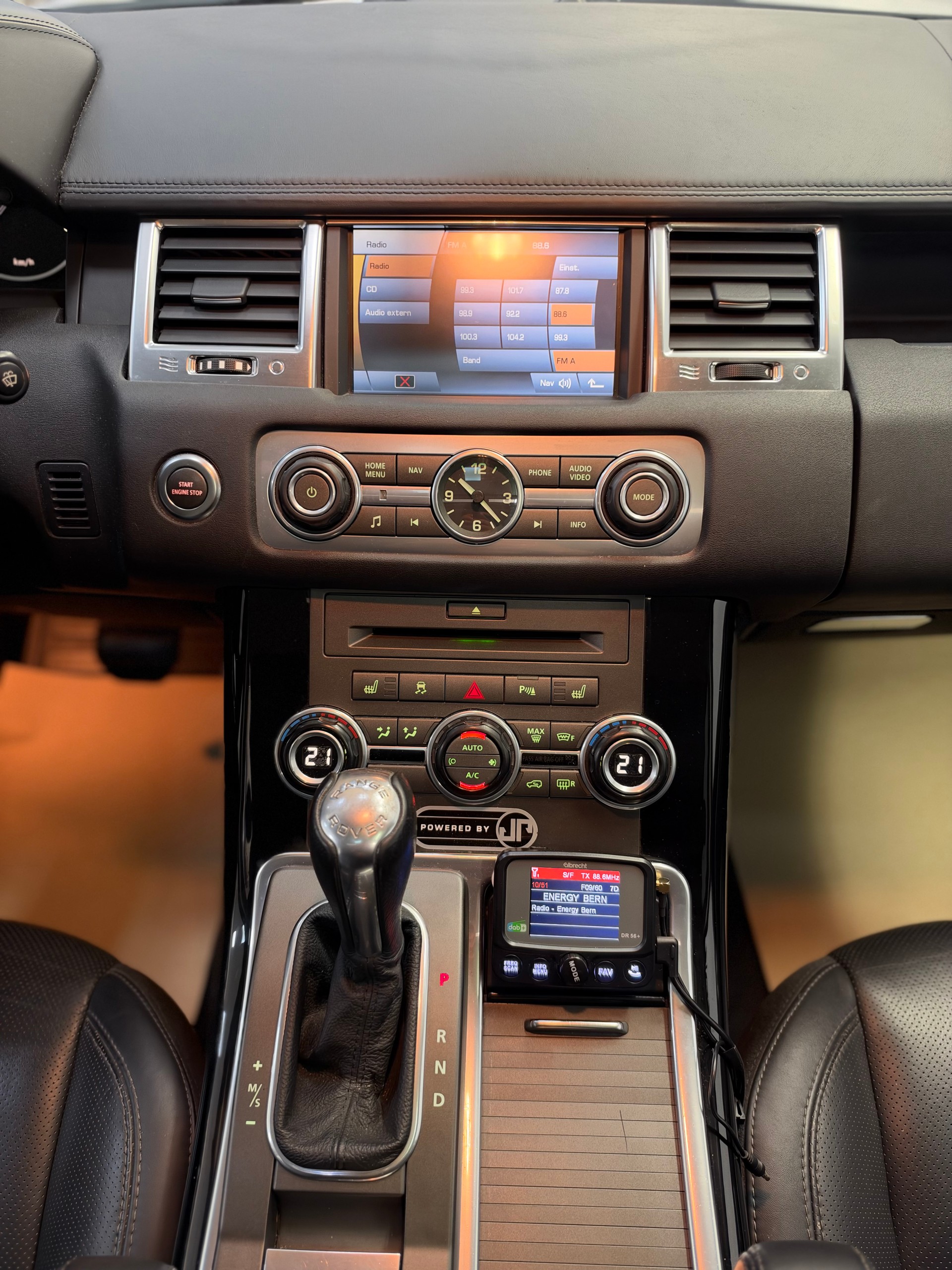 LAND ROVER Range Rover Sport 3.6 Td8 HSE Automatic-image-10