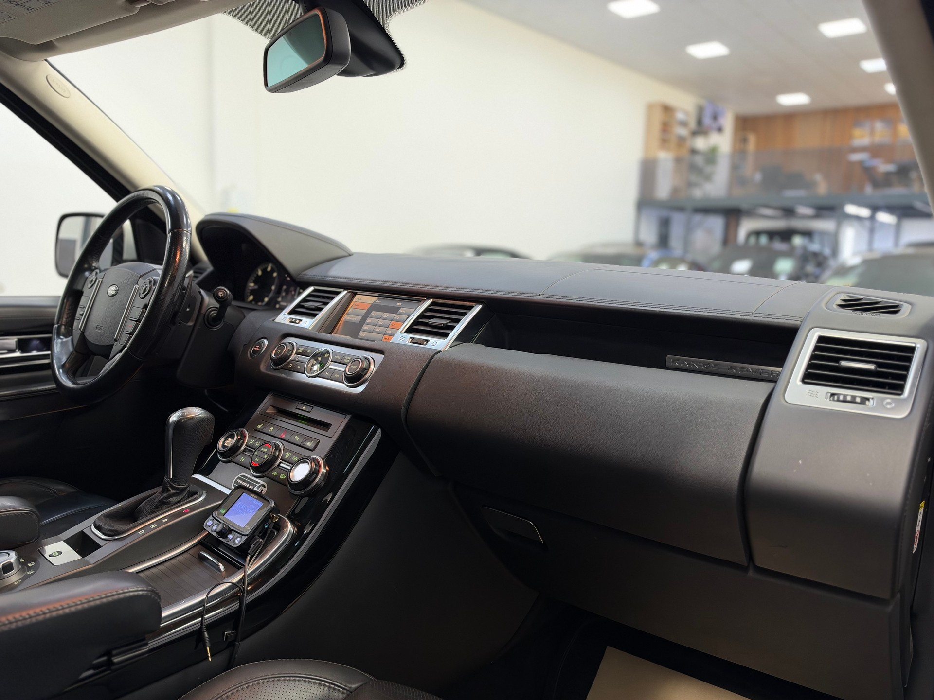 LAND ROVER Range Rover Sport 3.6 Td8 HSE Automatic-image-11
