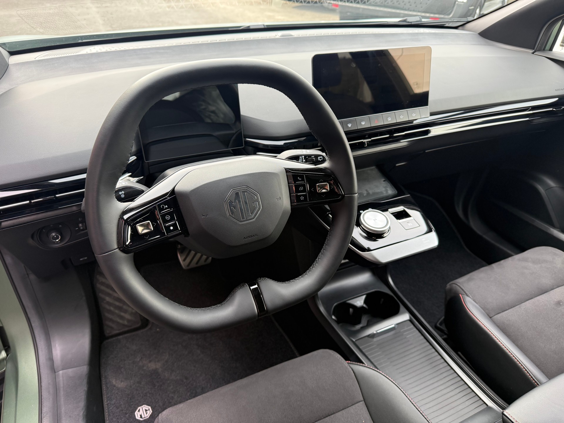 MG 4 EV 64kWh Xpower AWD-image-3
