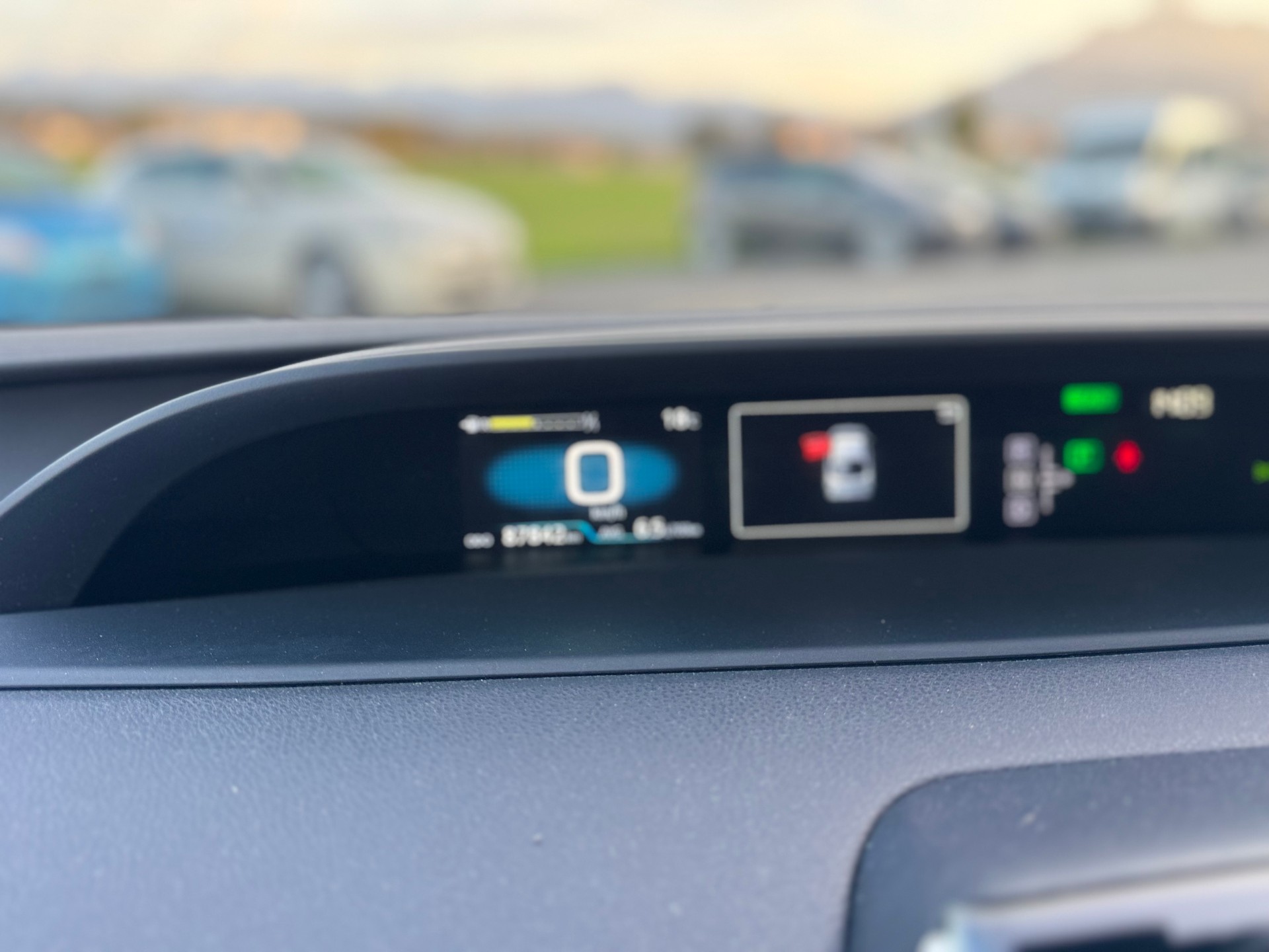 TOYOTA Prius 1.8 VVT-i HSD Sol Premium-image-10