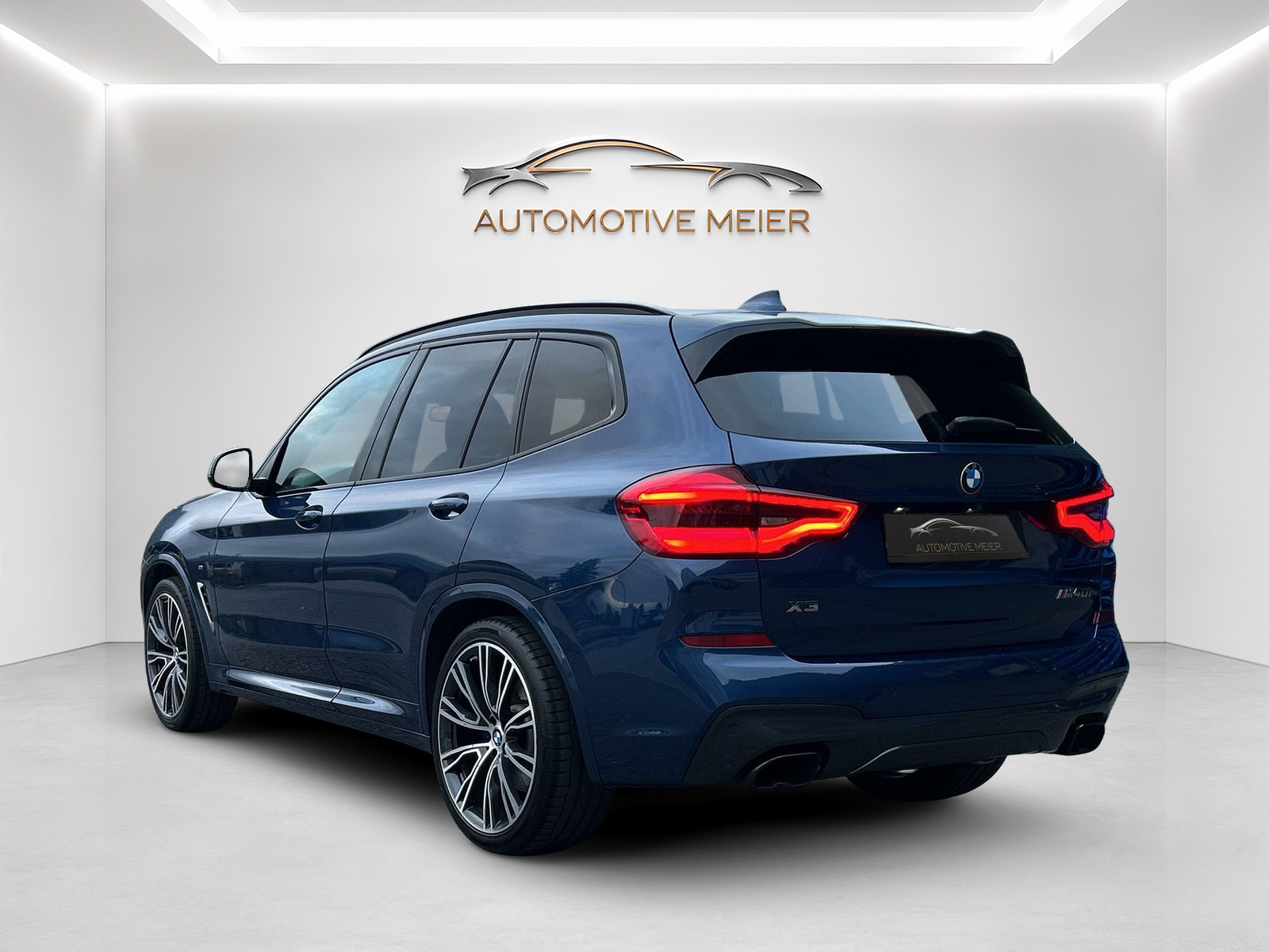 BMW X3 xDrive M40i Steptronic -CH Fahrzeug-Schiebedach-AHK-Head Up Display--showroom-element-2
