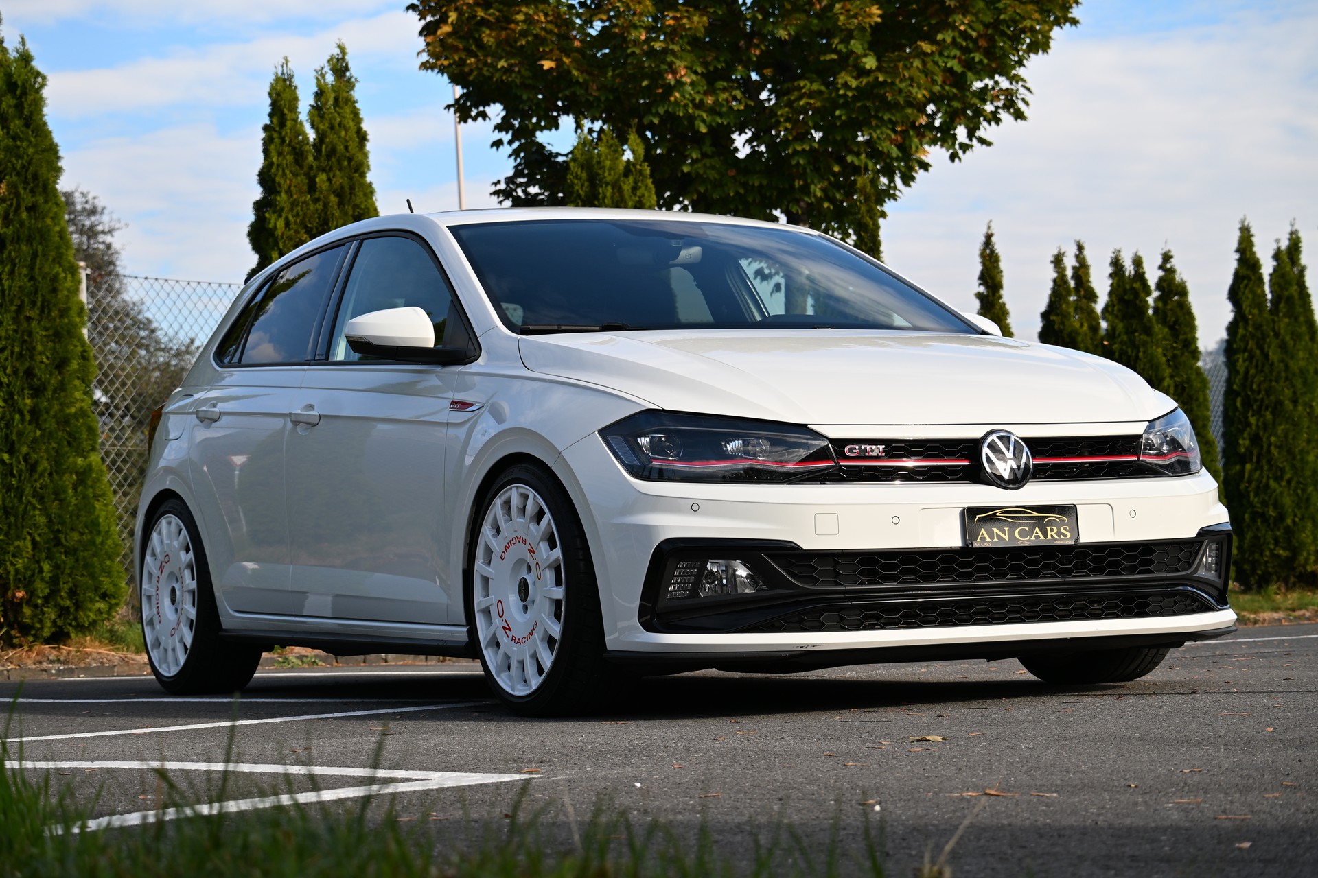 VW POLO 2.0 TSI GTI DSG SPEZIELL TOP ZUSTAND-image-1
