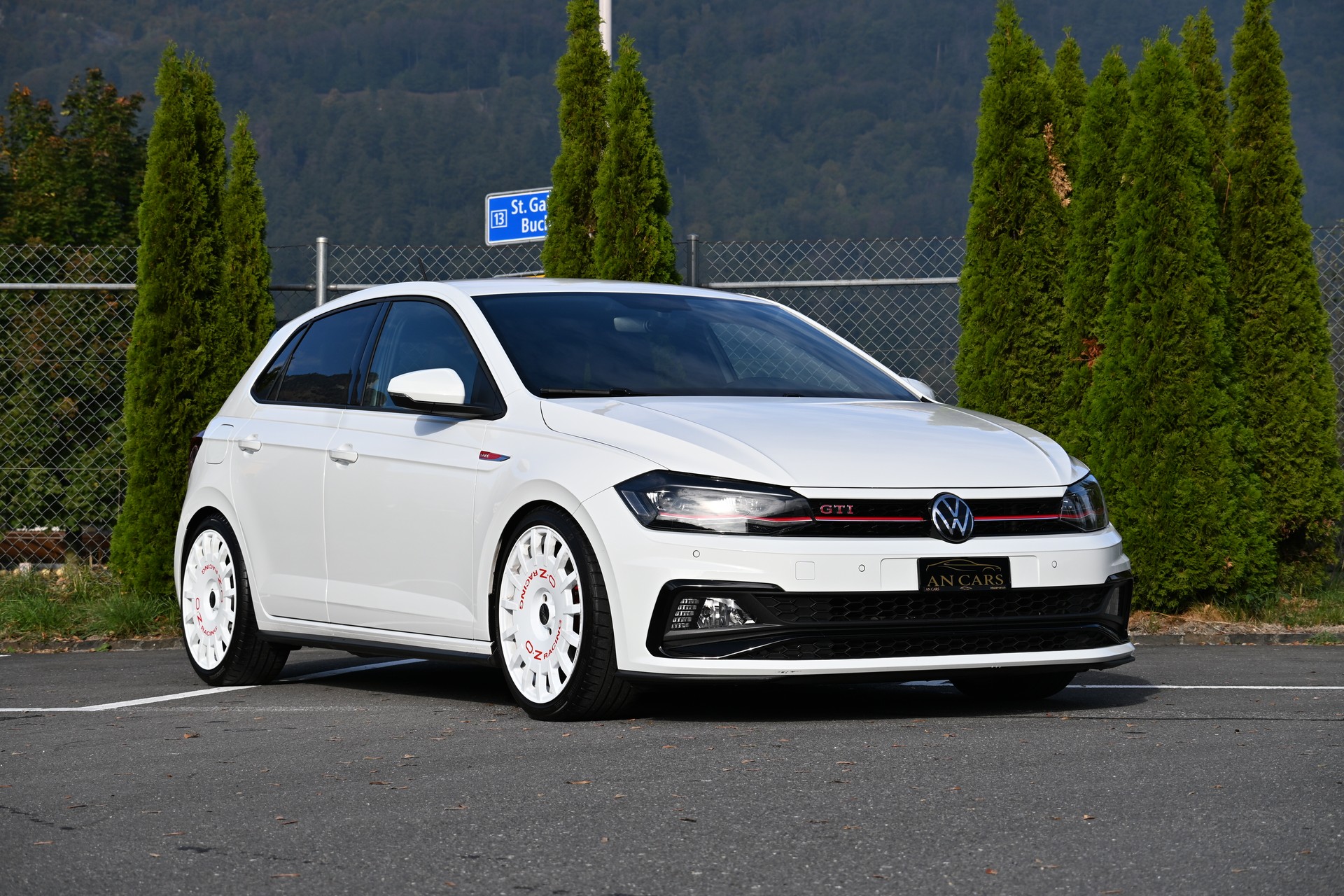 VW POLO 2.0 TSI GTI DSG SPEZIELL TOP ZUSTAND-image-11