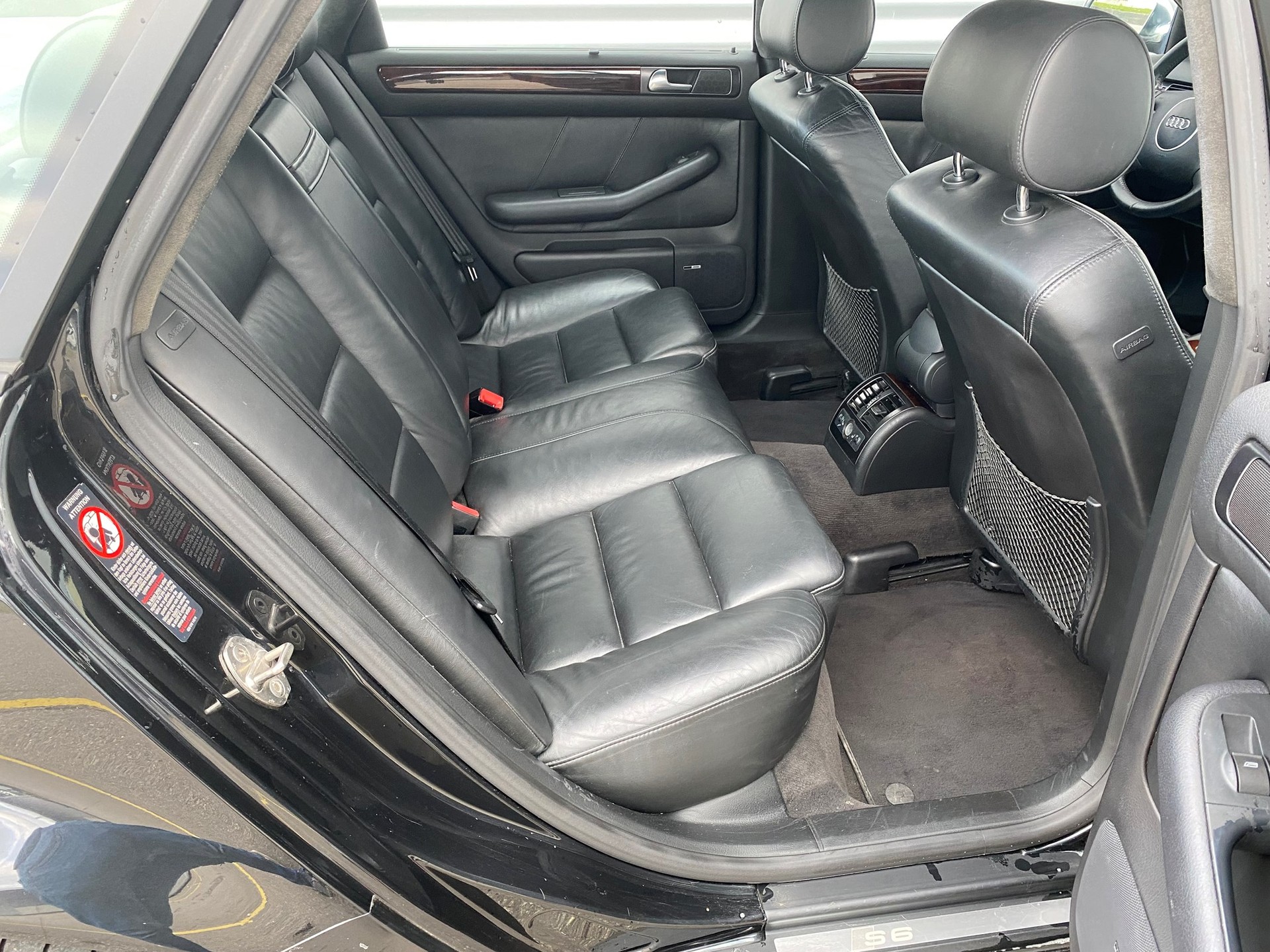 AUDI S6 quattro tiptronic-image-14