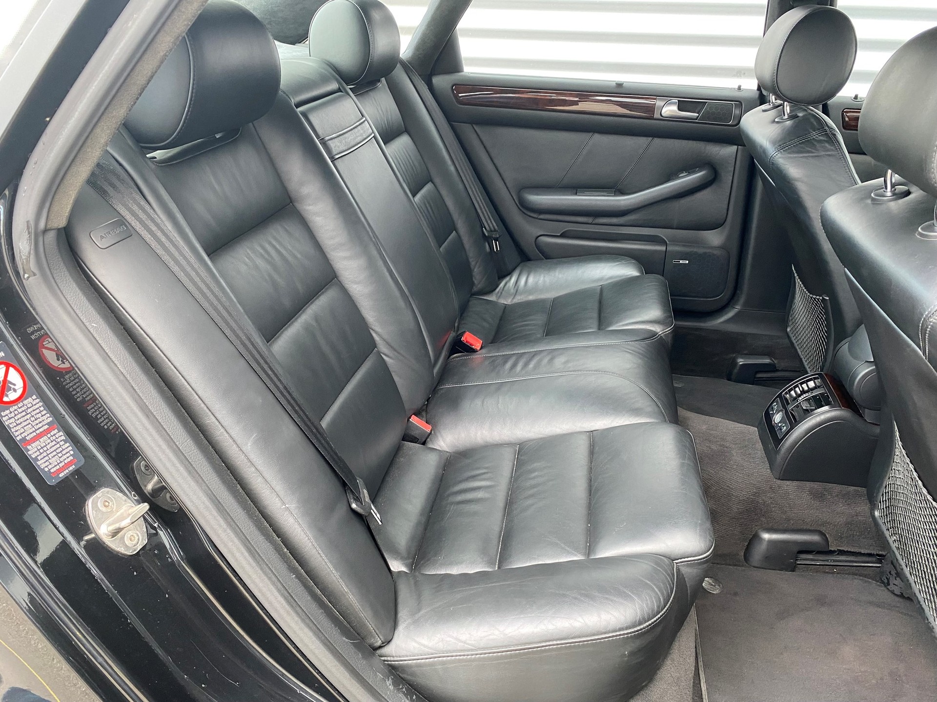 AUDI S6 quattro tiptronic-image-15
