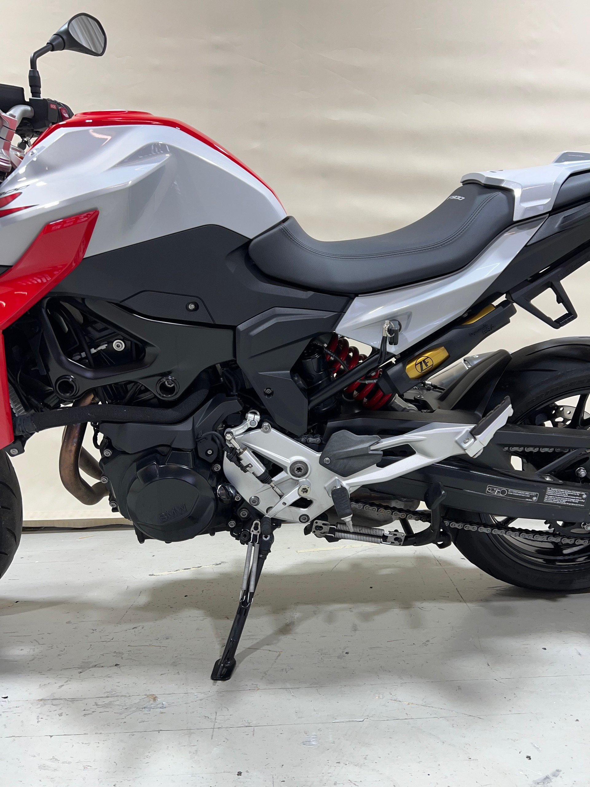 BMW F 900 R ABS-image-6