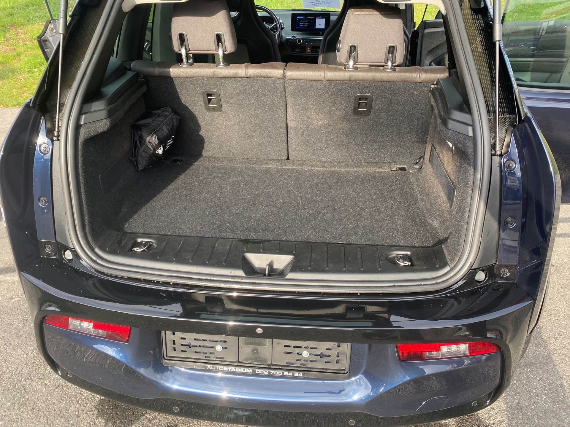 BMW i3s (94Ah)-image-4